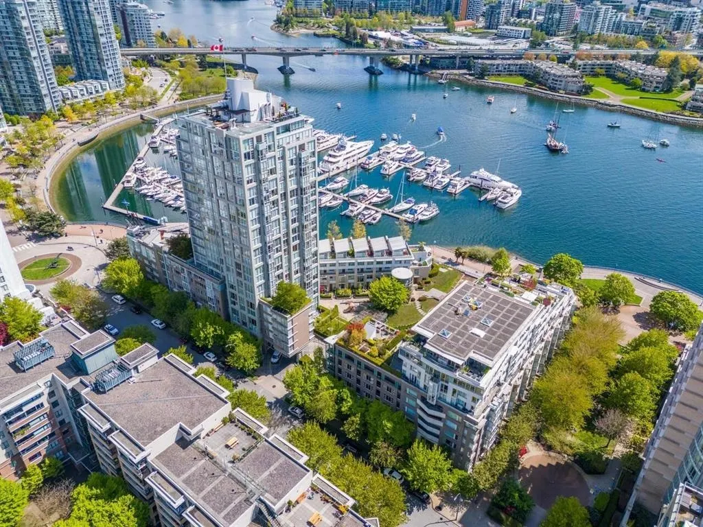 1228 Marinaside Crescent Street #608
