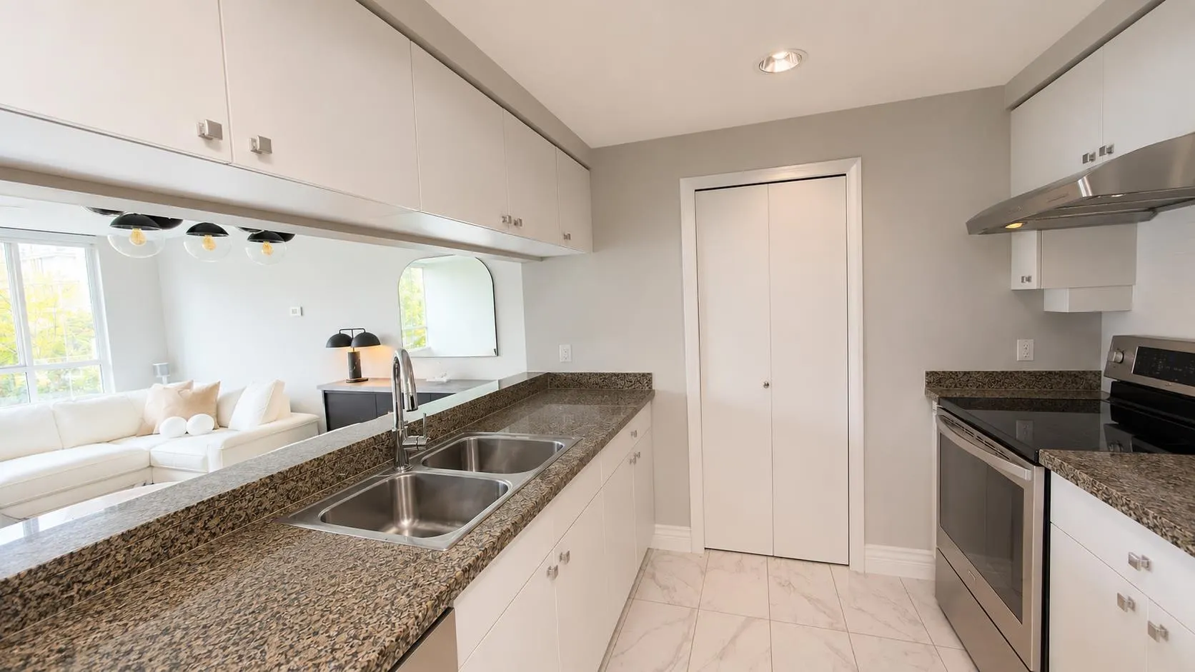 1228 Marinaside Crescent Street #608