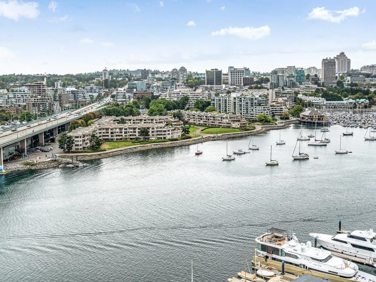 1033 Marinaside Crescent #2105