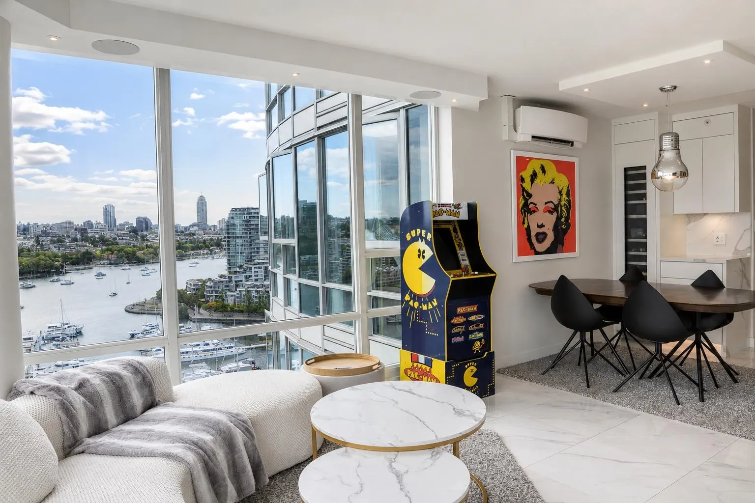 1033 Marinaside Crescent #2105