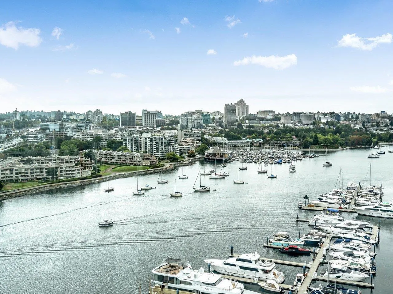 1033 Marinaside Crescent #2105