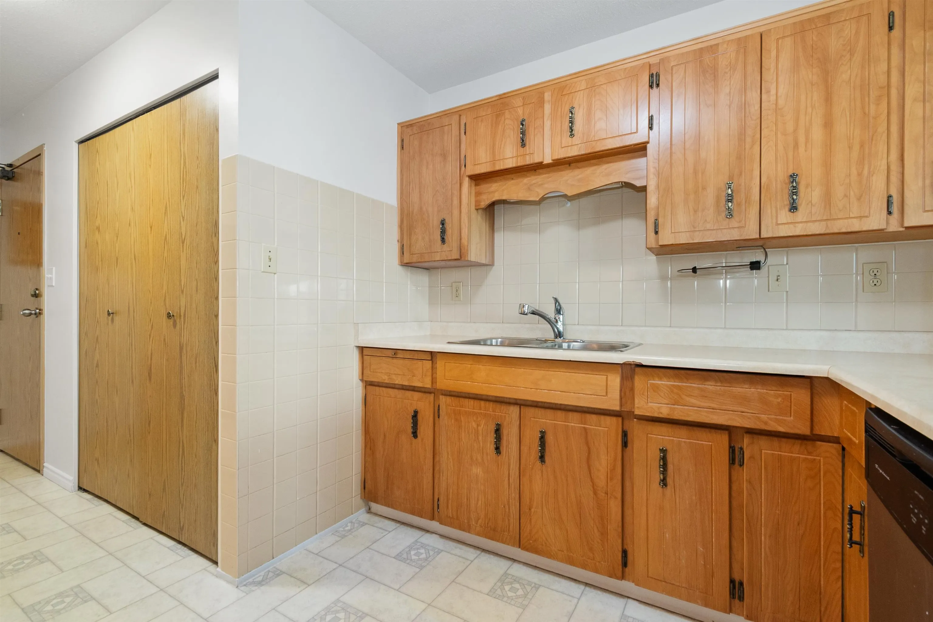 7455 Huron Street #6
