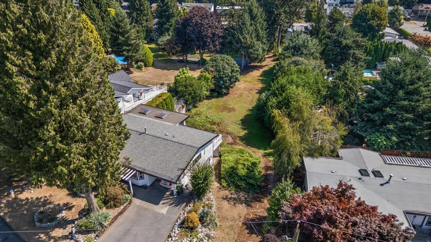 2034 Majestic Crescent
