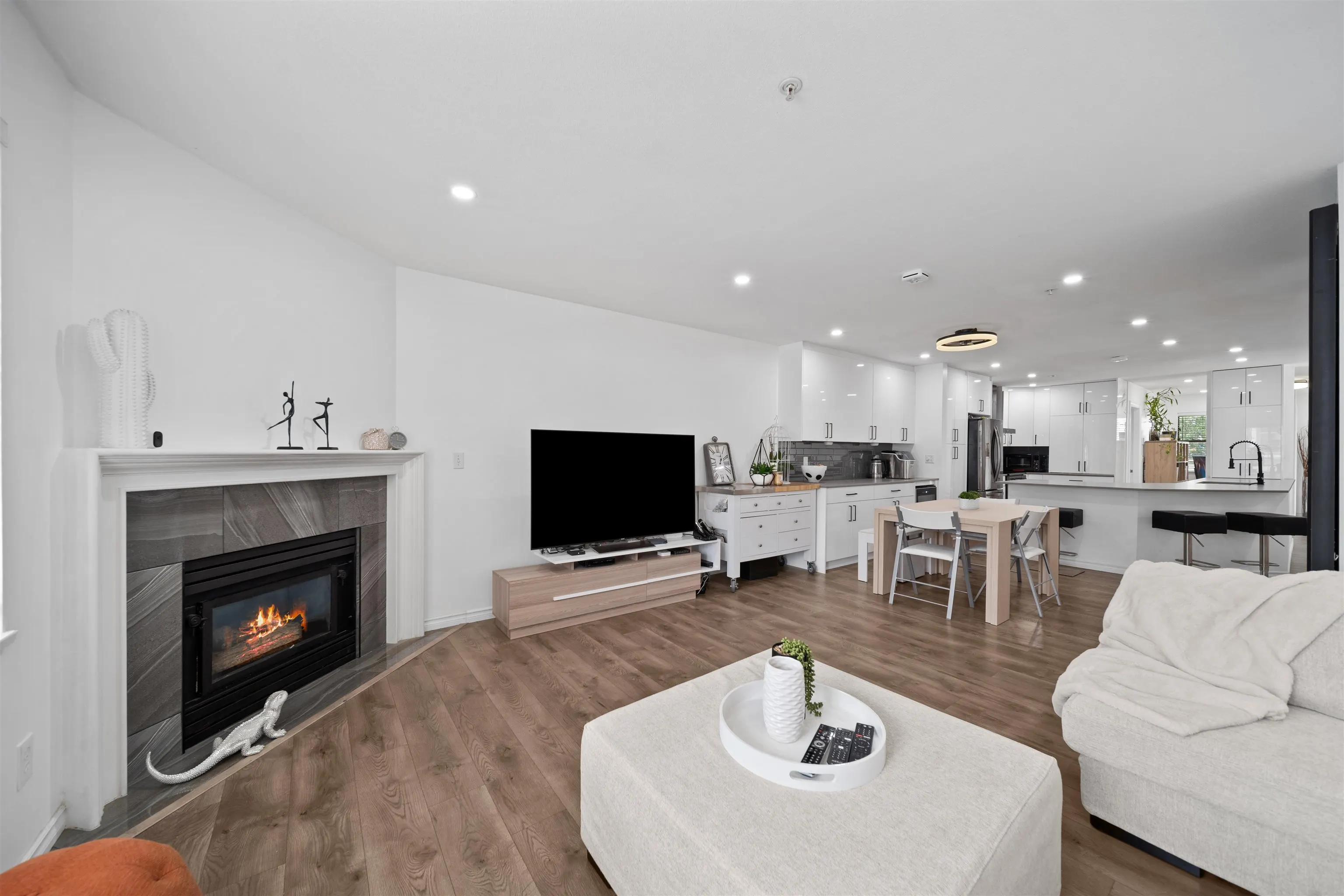 19160 119 Avenue #45