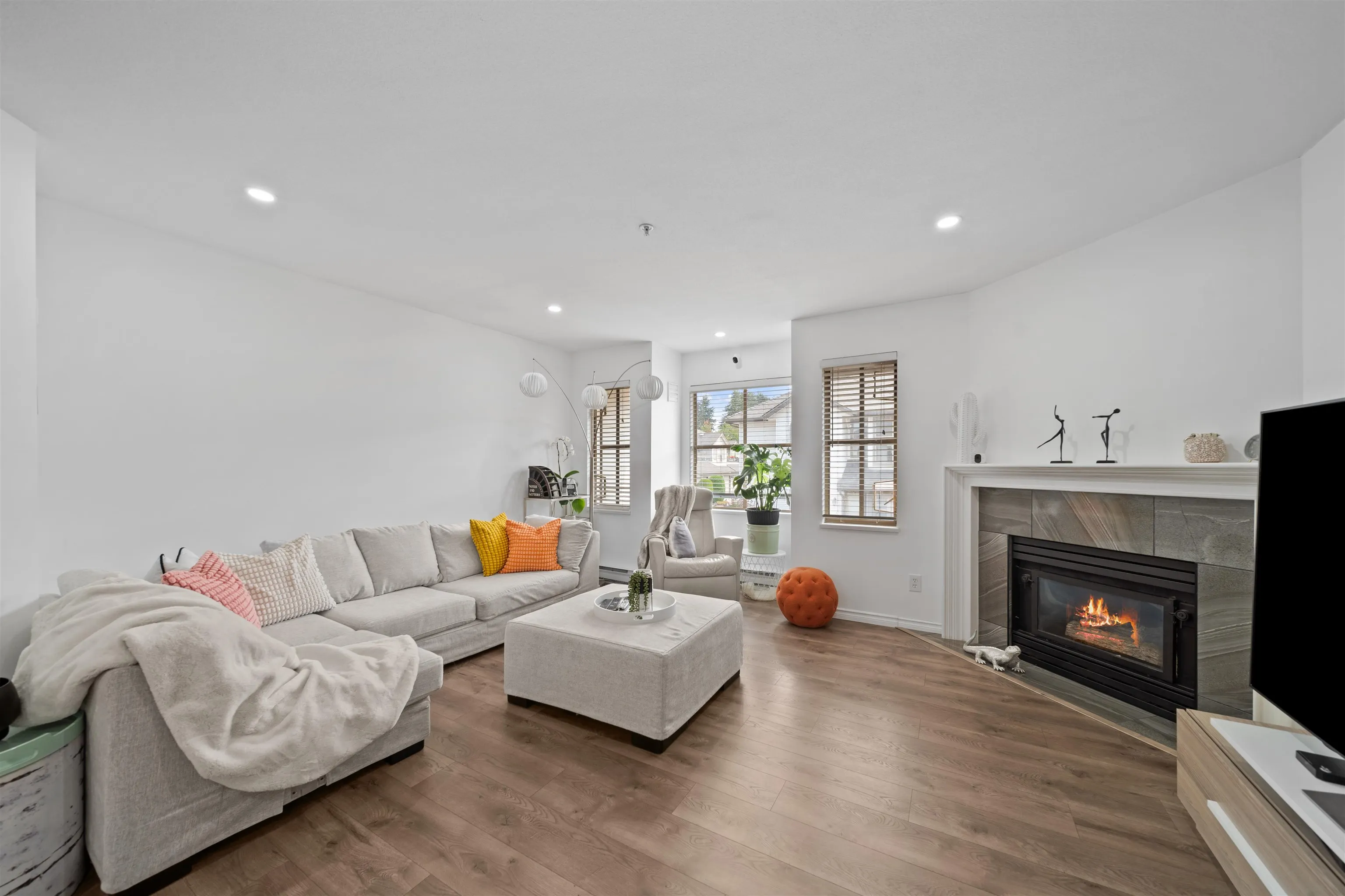 19160 119 Avenue #45