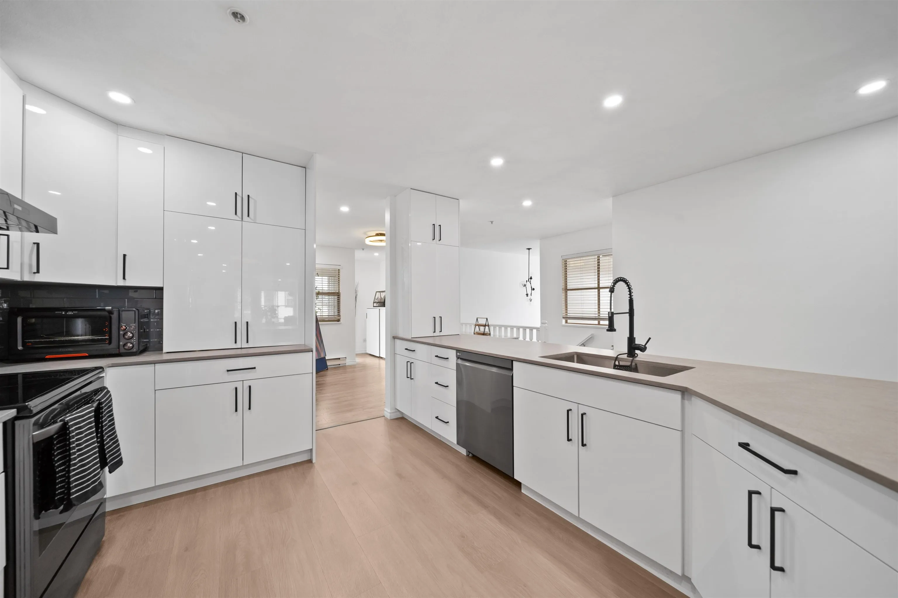 19160 119 Avenue #45