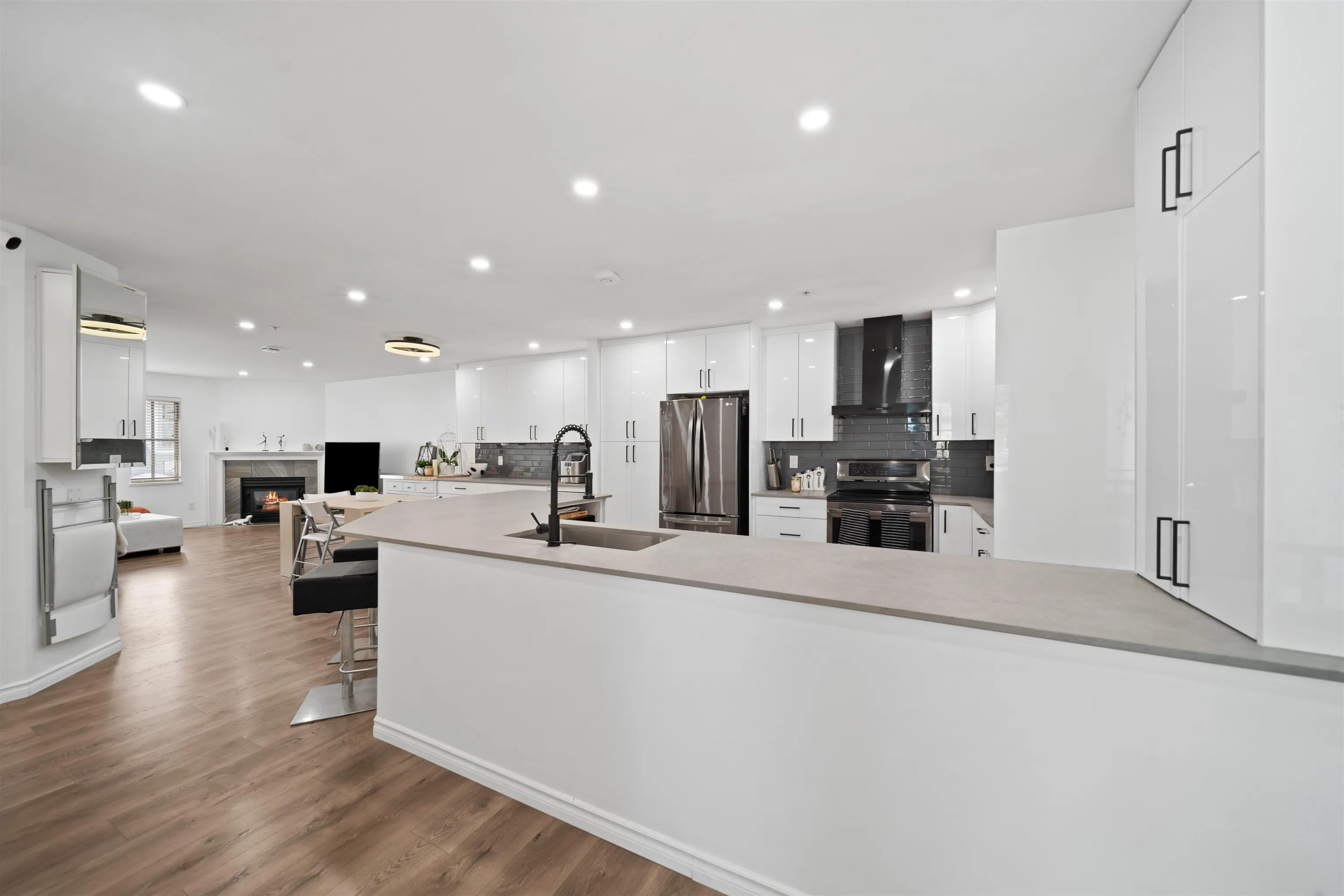 19160 119 Avenue #45