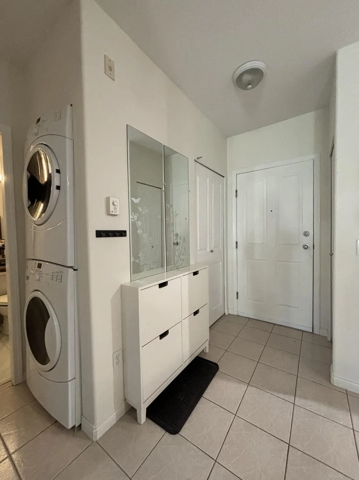 2755 Maple Street #304