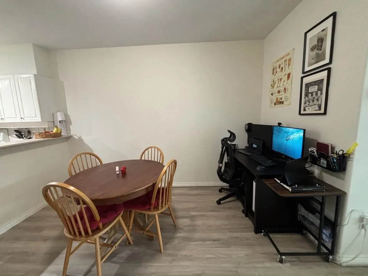 2755 Maple Street #304