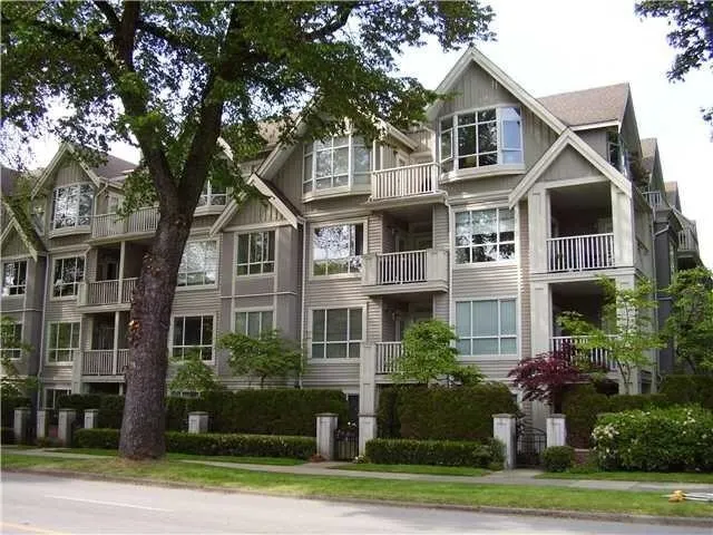 2755 Maple Street #304