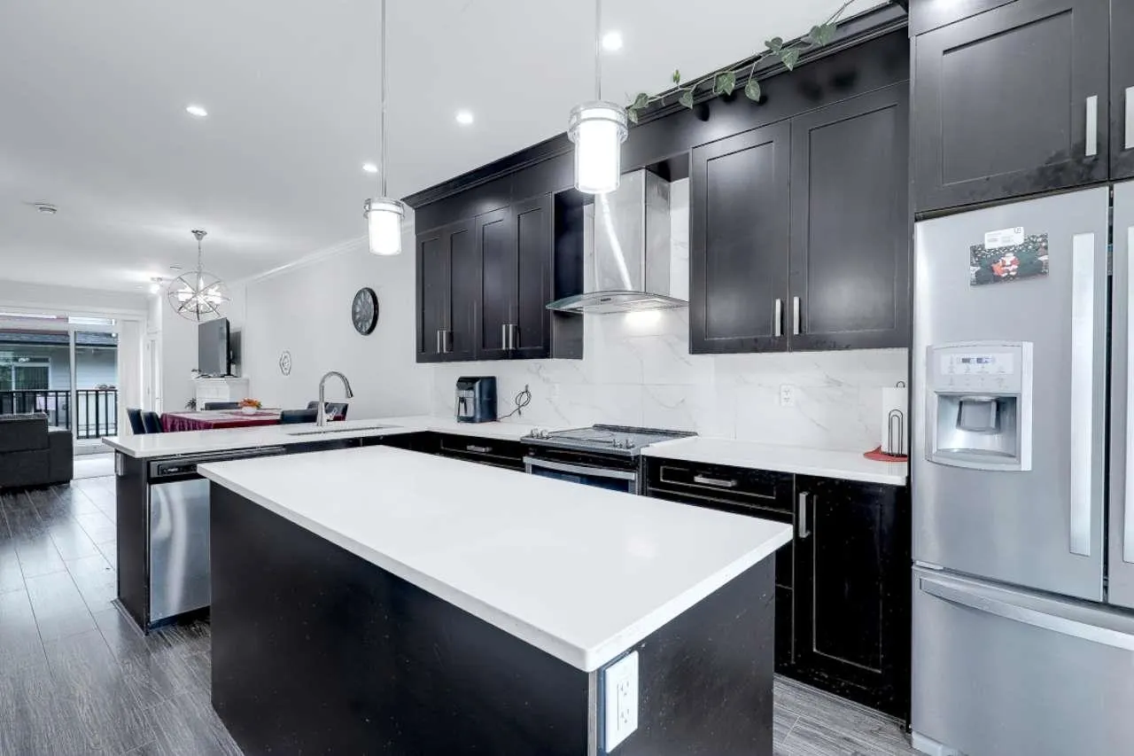 13898 64 Avenue #121