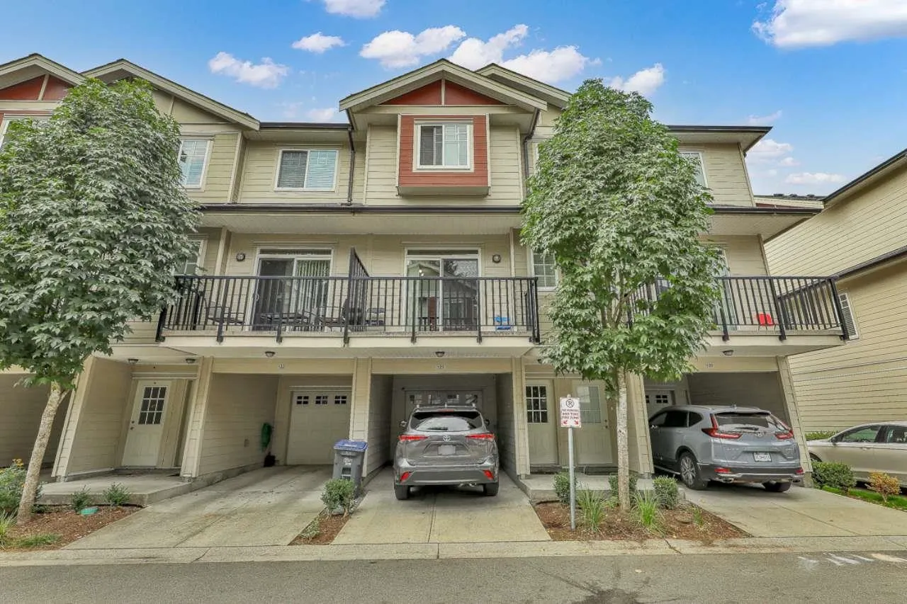 13898 64 Avenue #121