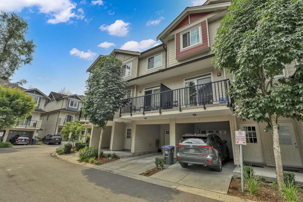 13898 64 Avenue #121