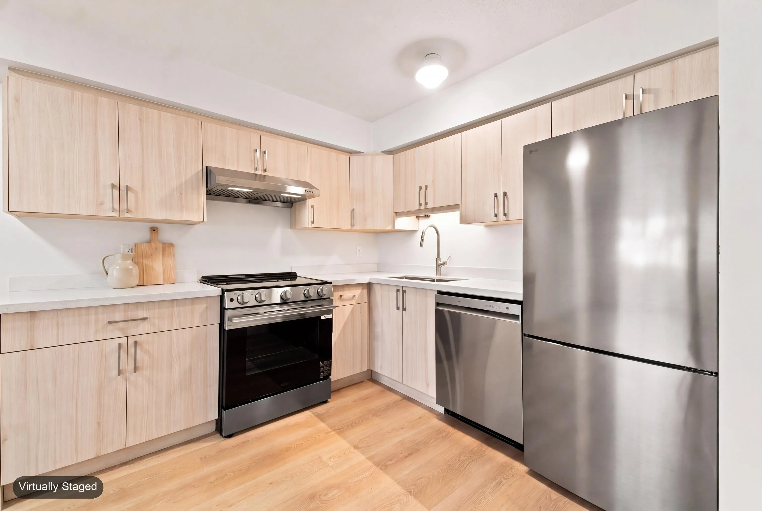 2928 Commercial Drive #301