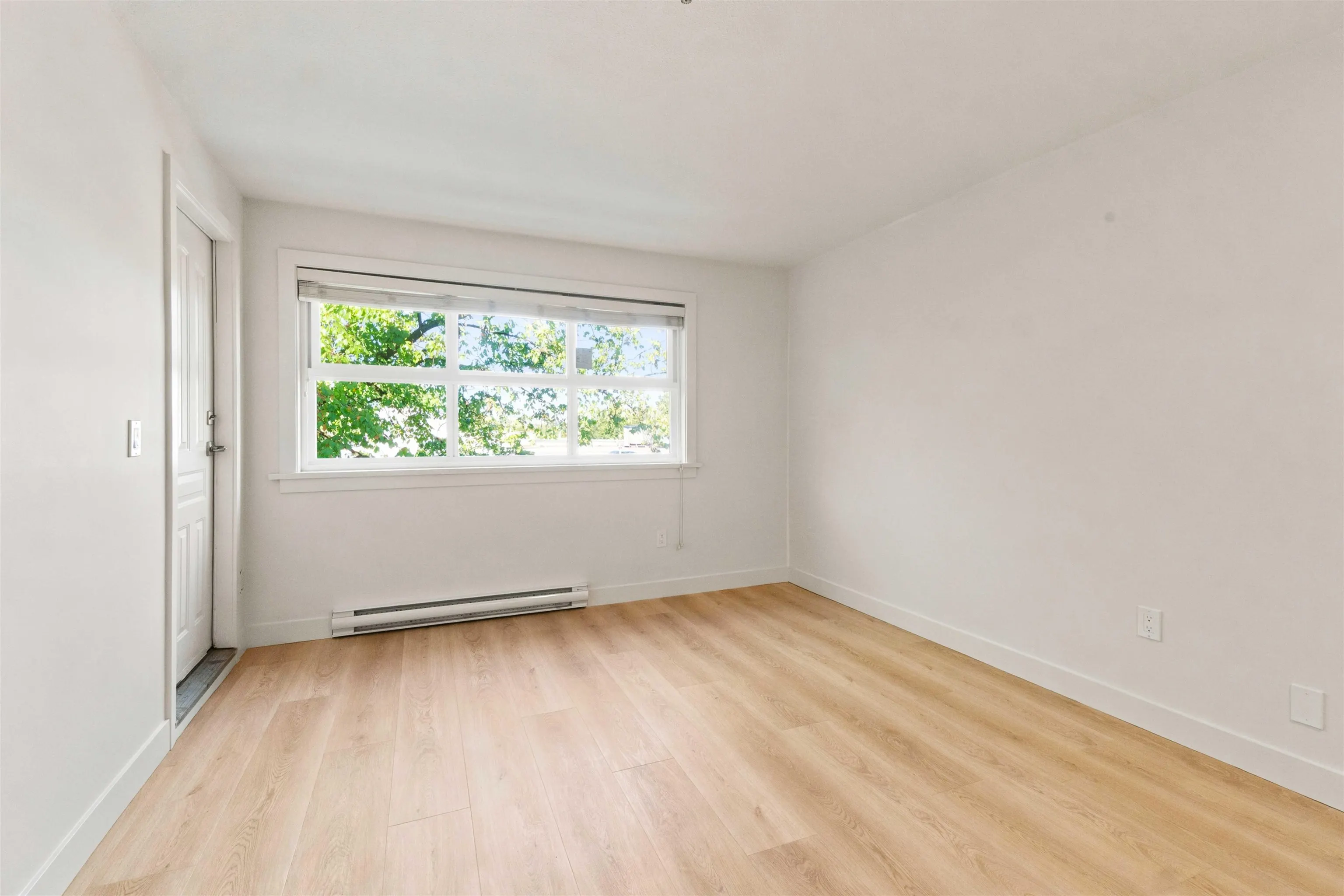 2928 Commercial Drive #301