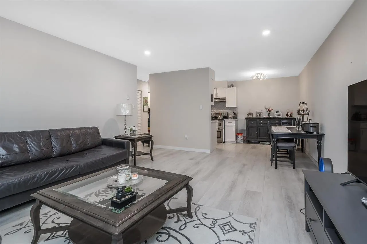 15268 100 Avenue #307