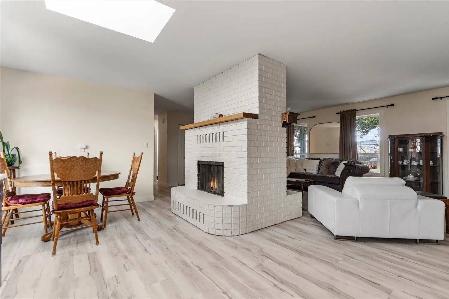 6820 Casabello Drive