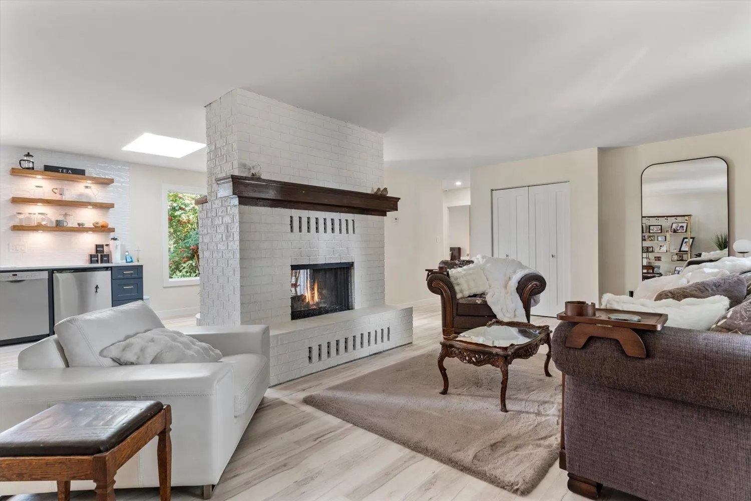 6820 Casabello Drive