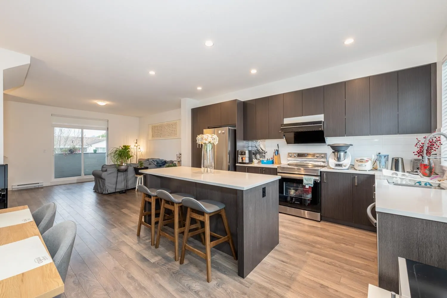 15489 99a Avenue #40