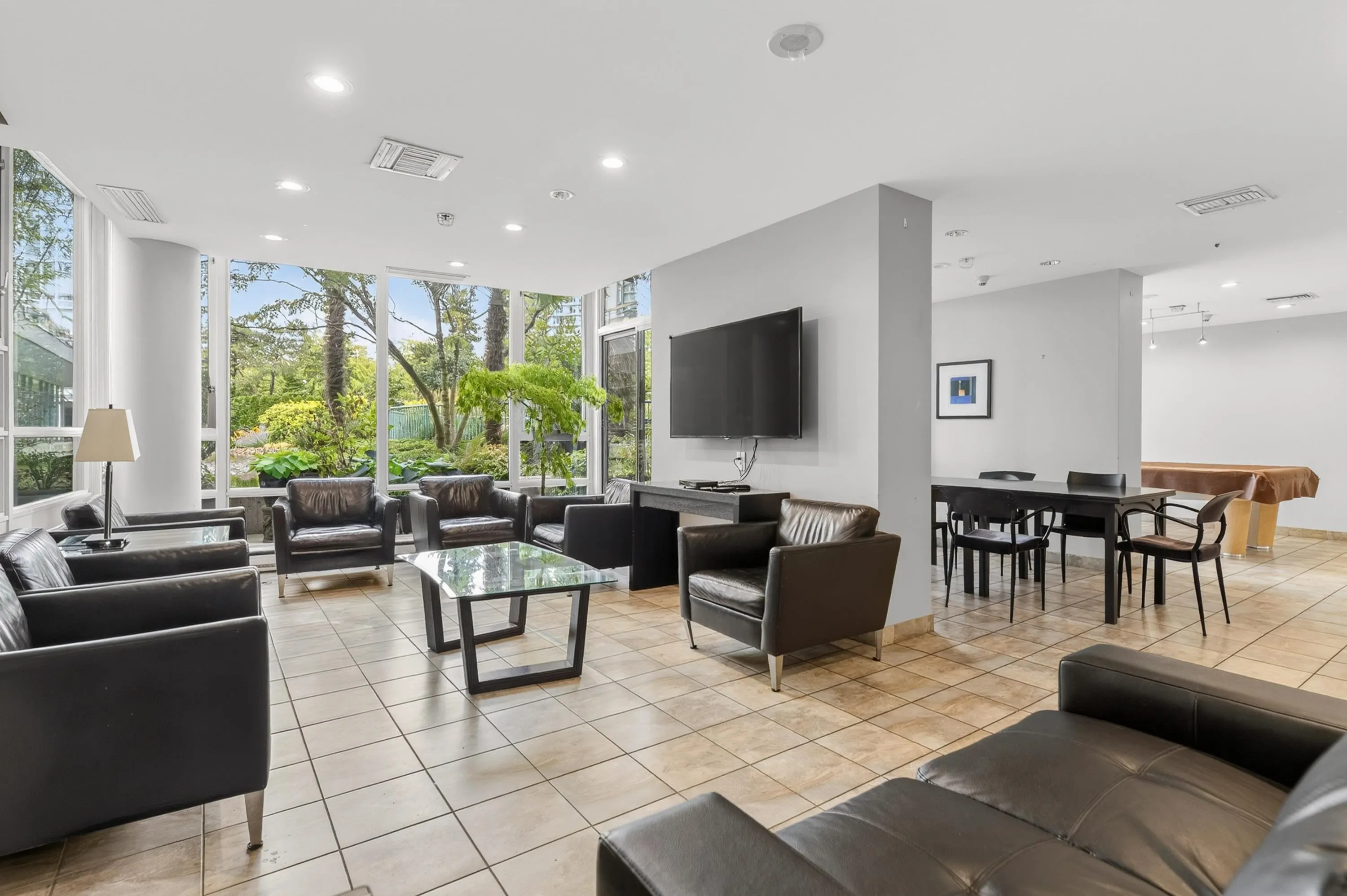 1033 Marinaside Crescent #3607
