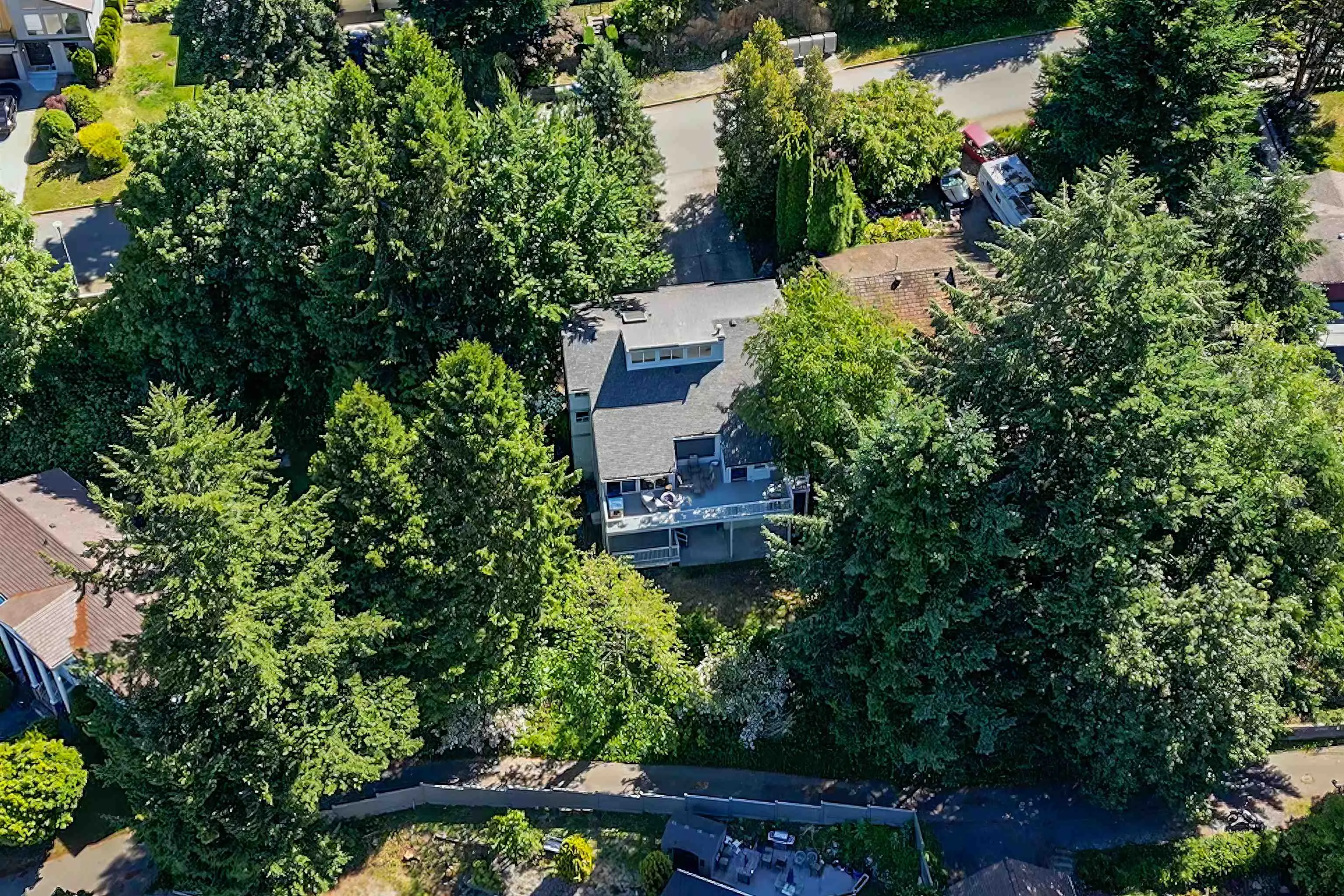 2716 St Moritz Way