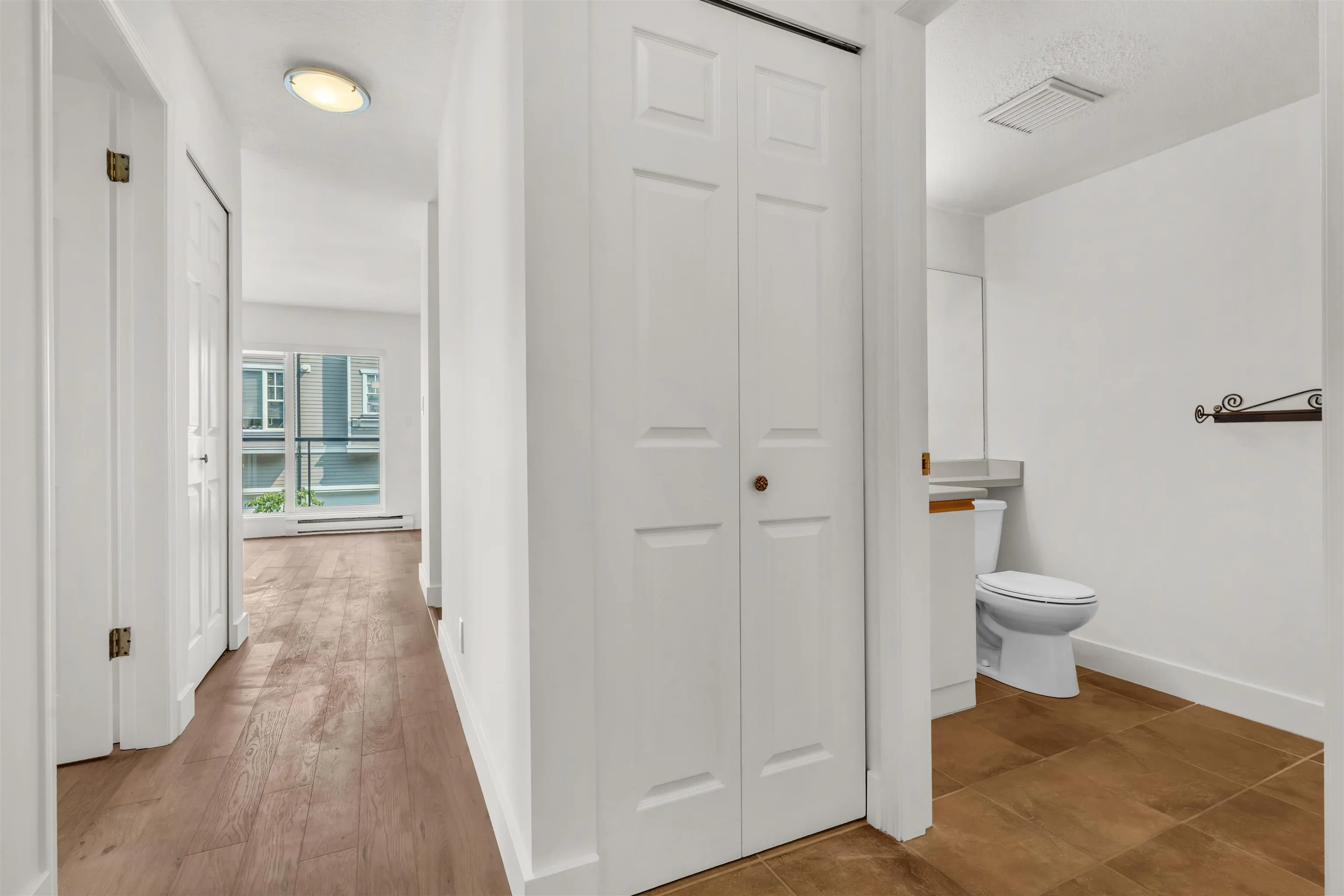 833 W 16th Avenue #204