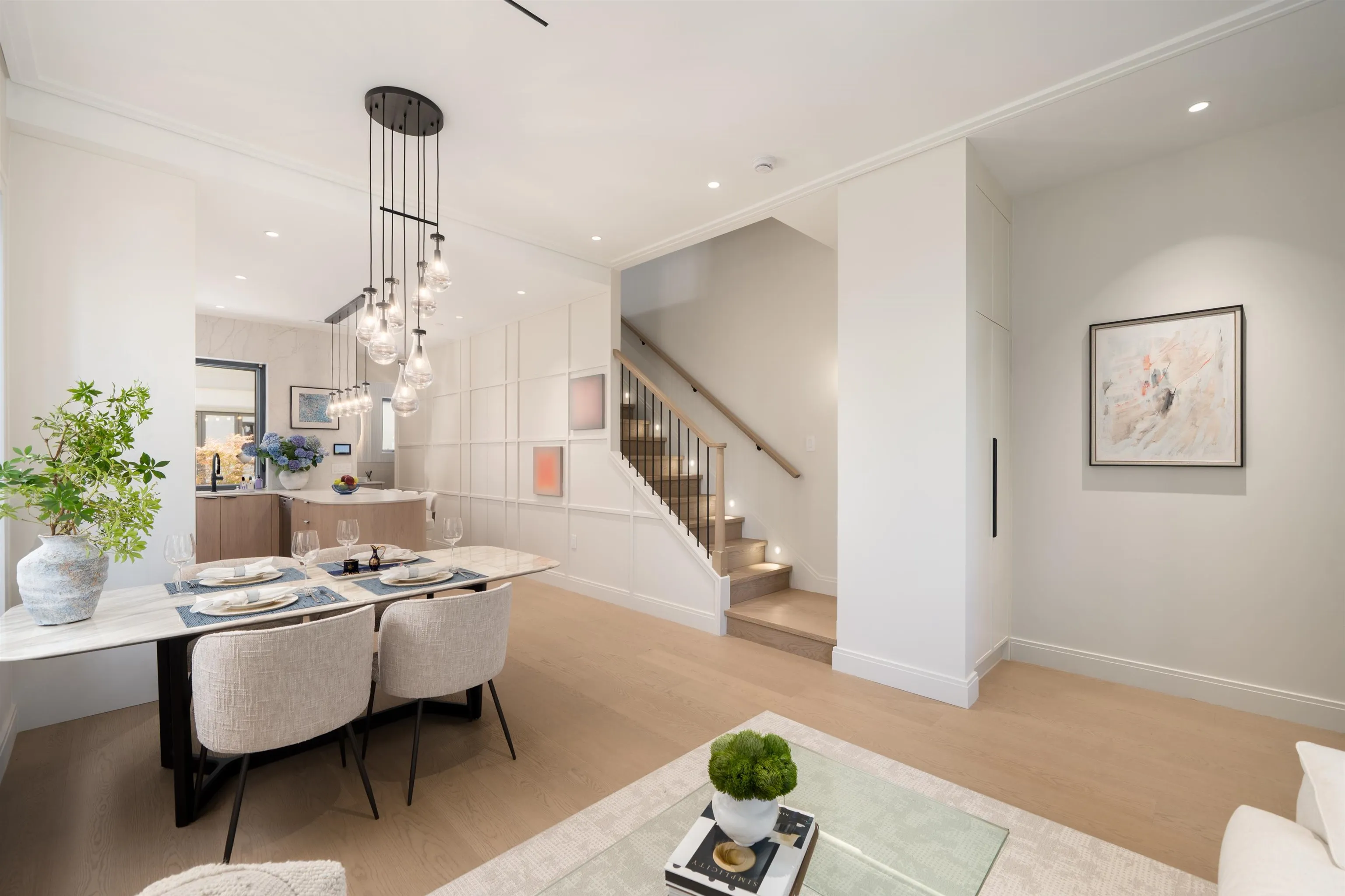 1592 Nanton Avenue #2
