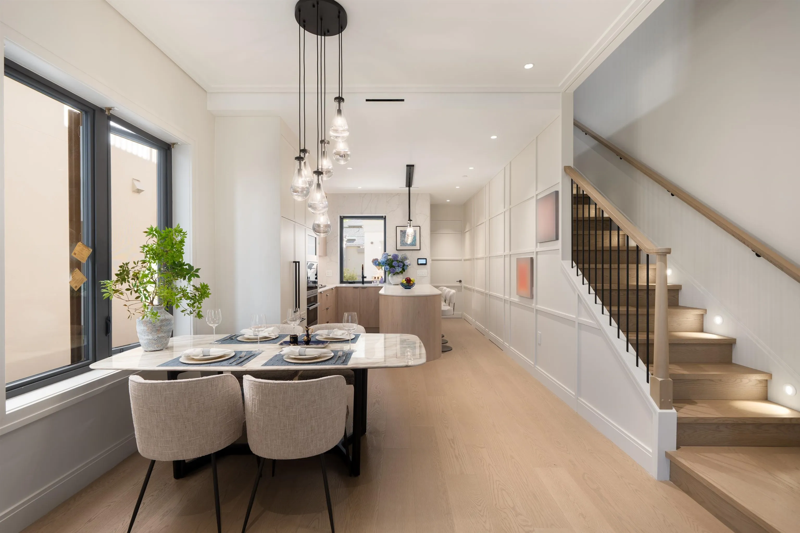 1592 Nanton Avenue #2