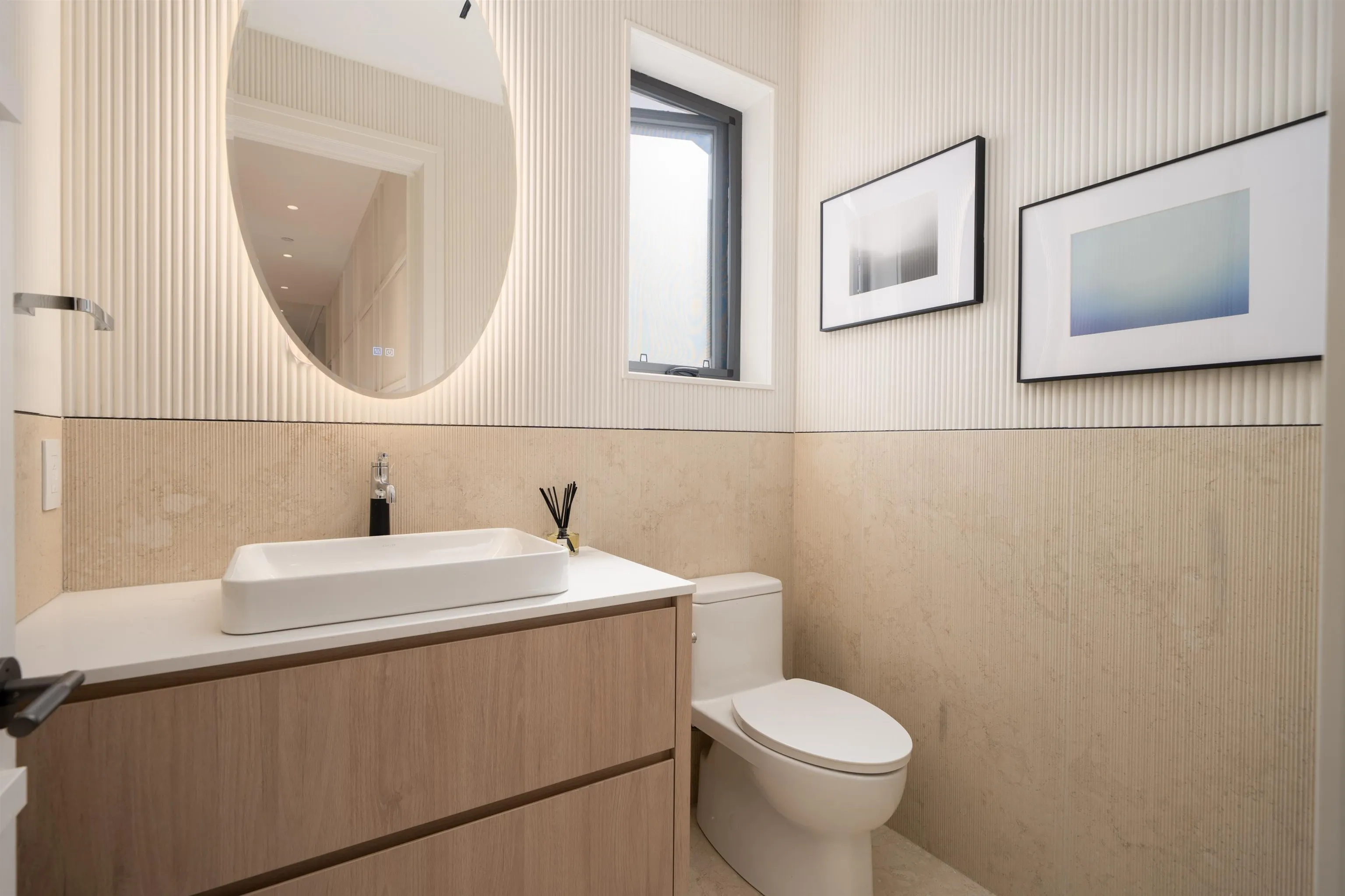 1592 Nanton Avenue #2