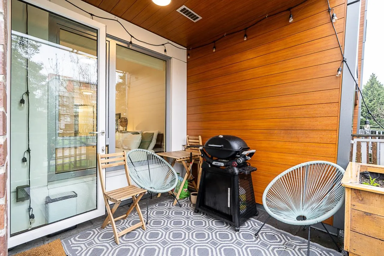 489 W 26th Avenue #108