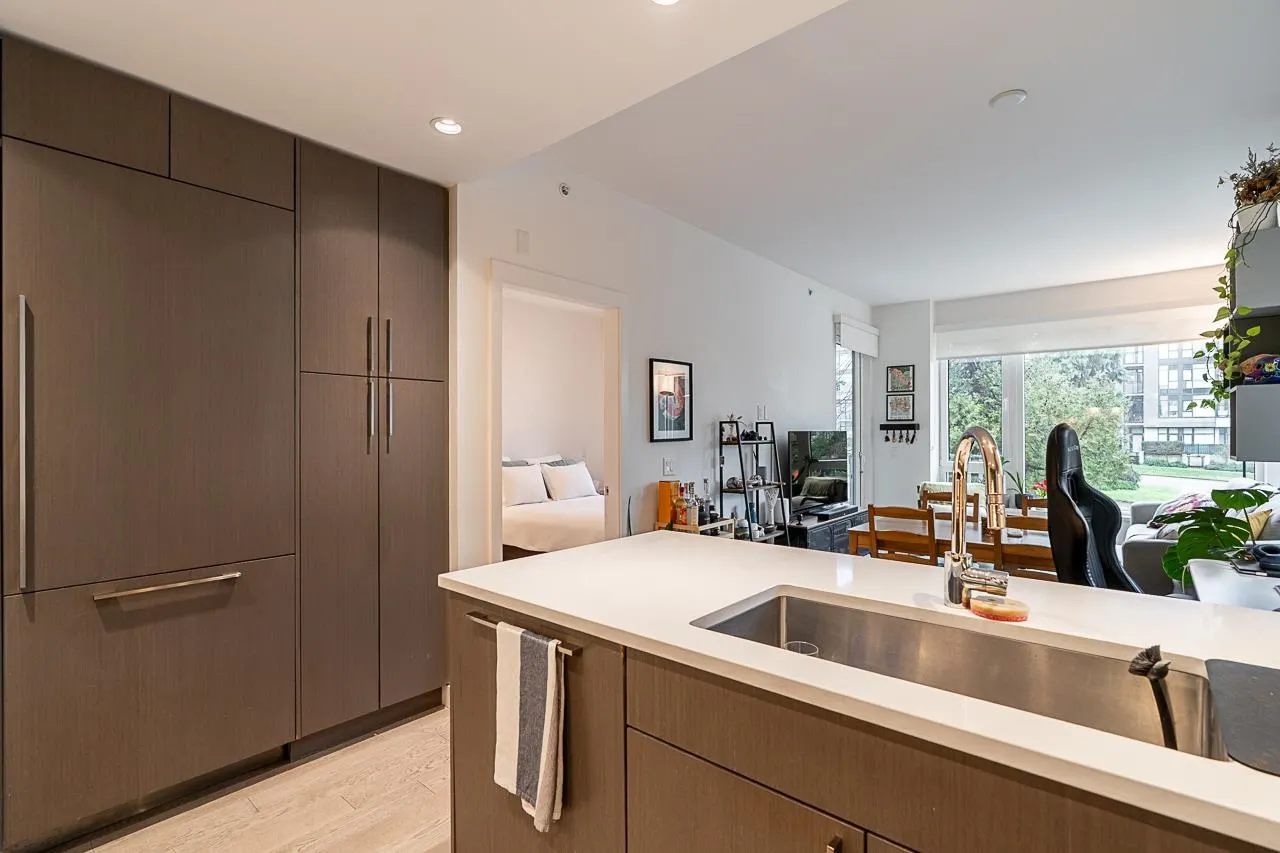 489 W 26th Avenue #108