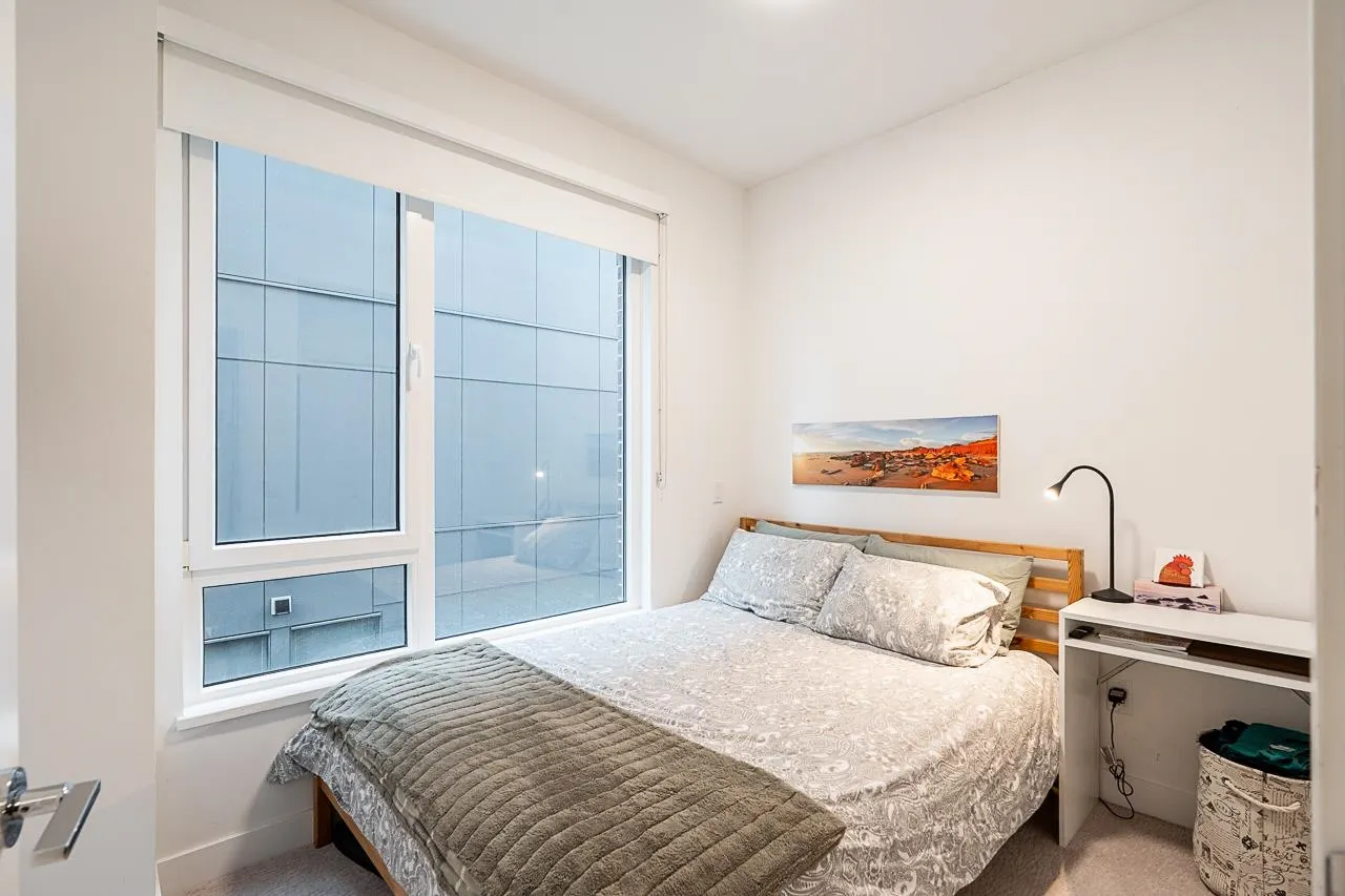 489 W 26th Avenue #108