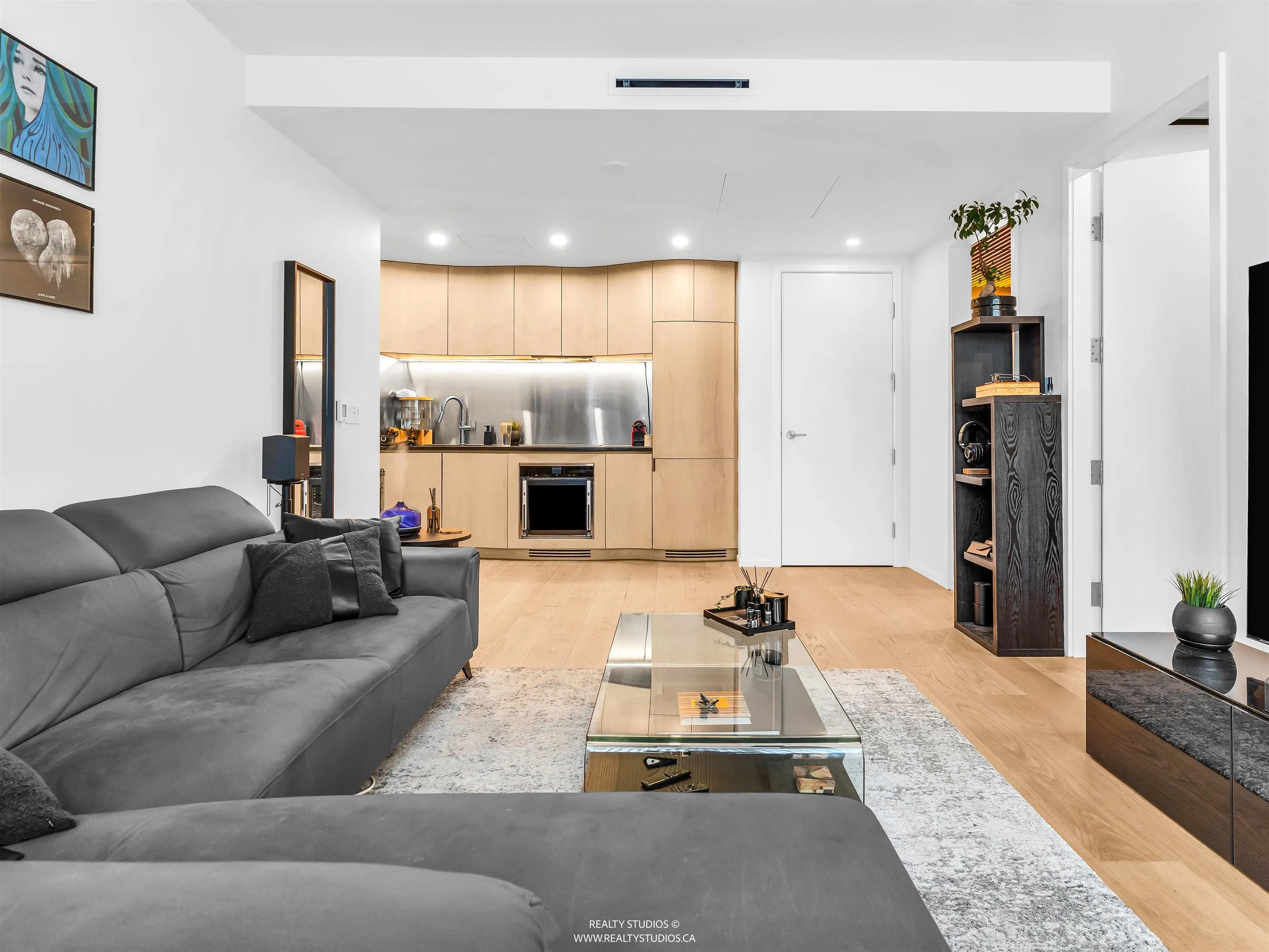1568 Alberni Street #303