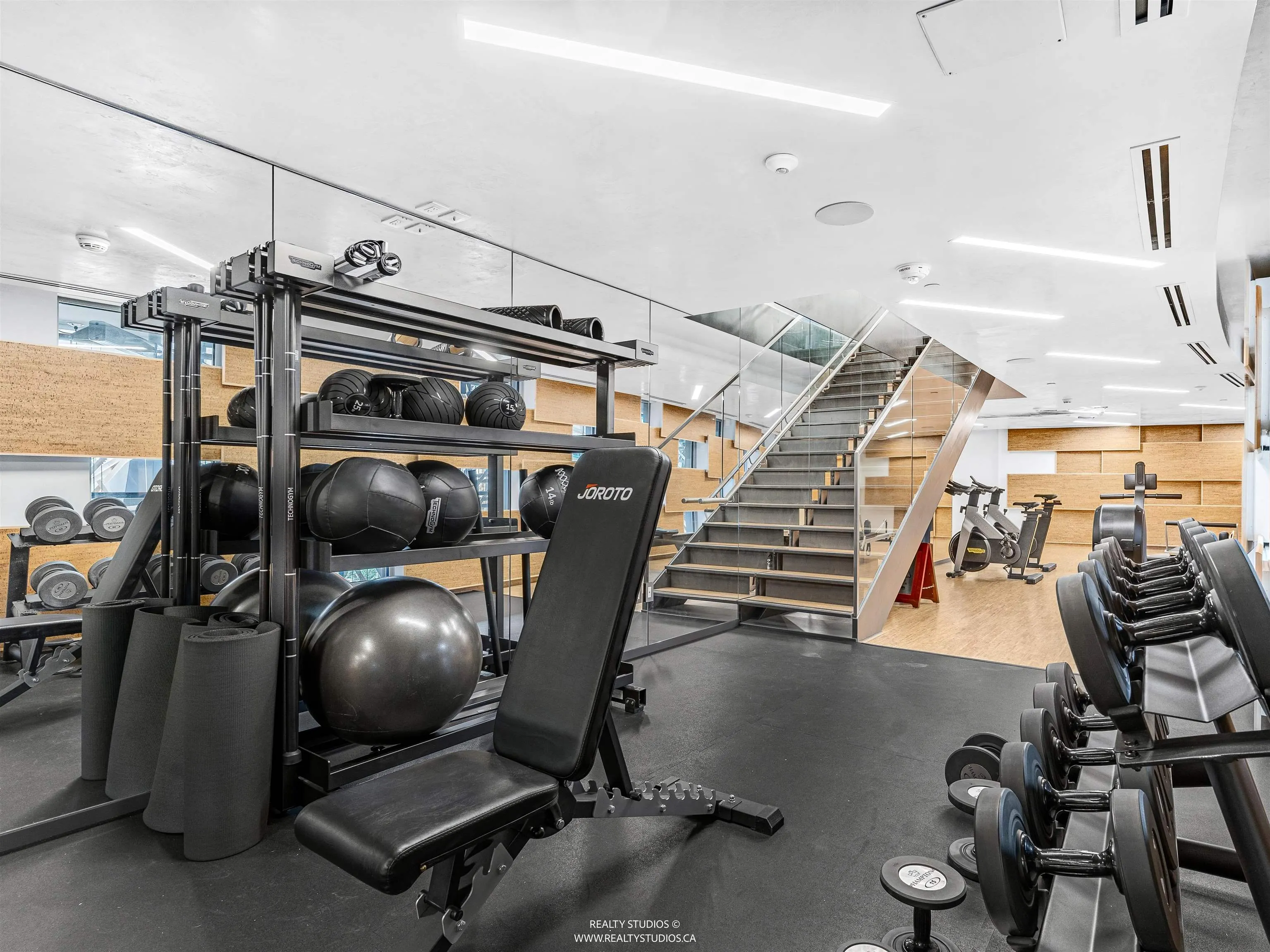 1568 Alberni Street #303
