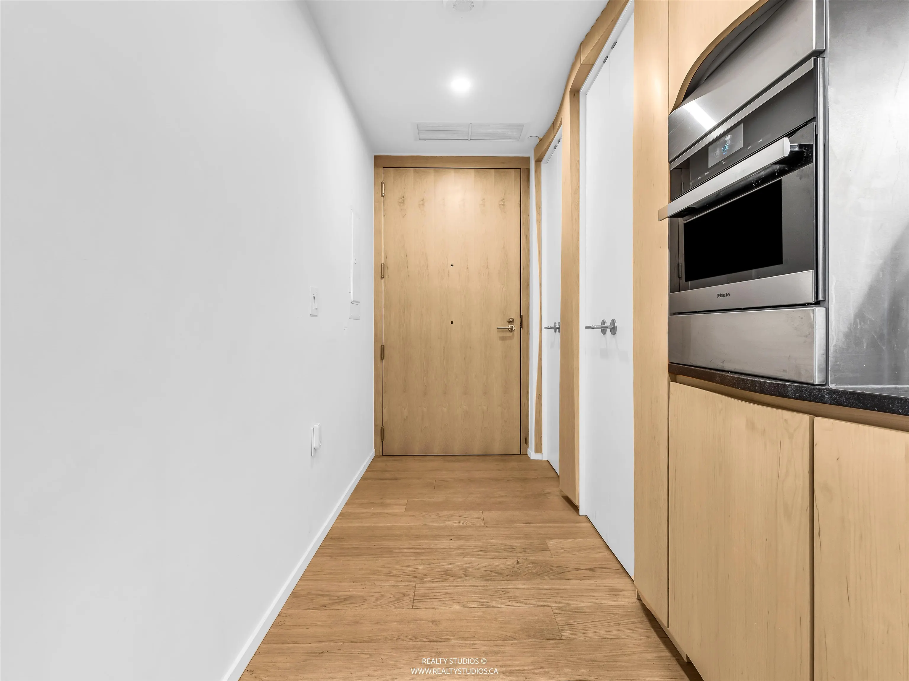 1568 Alberni Street #303