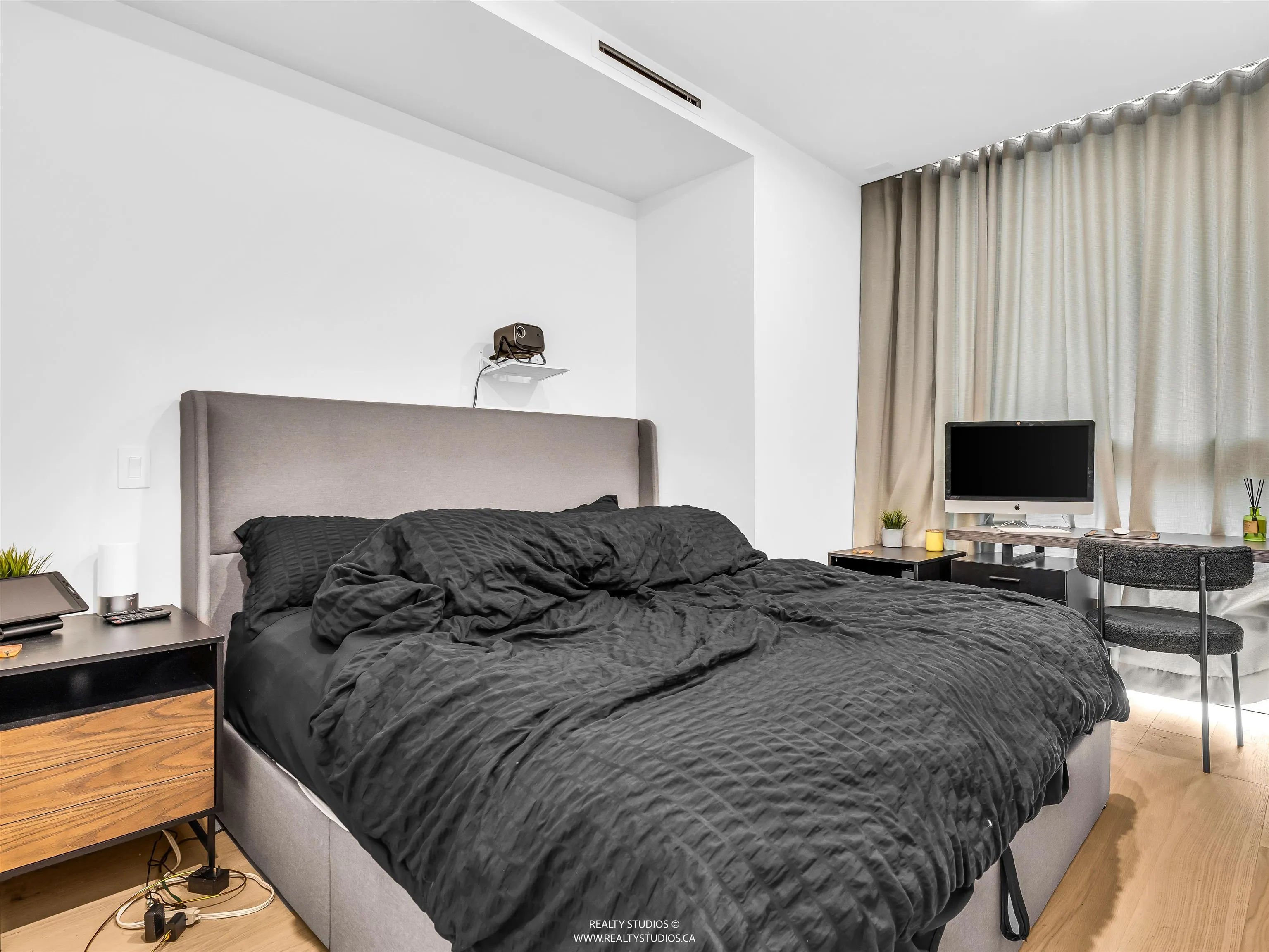 1568 Alberni Street #303