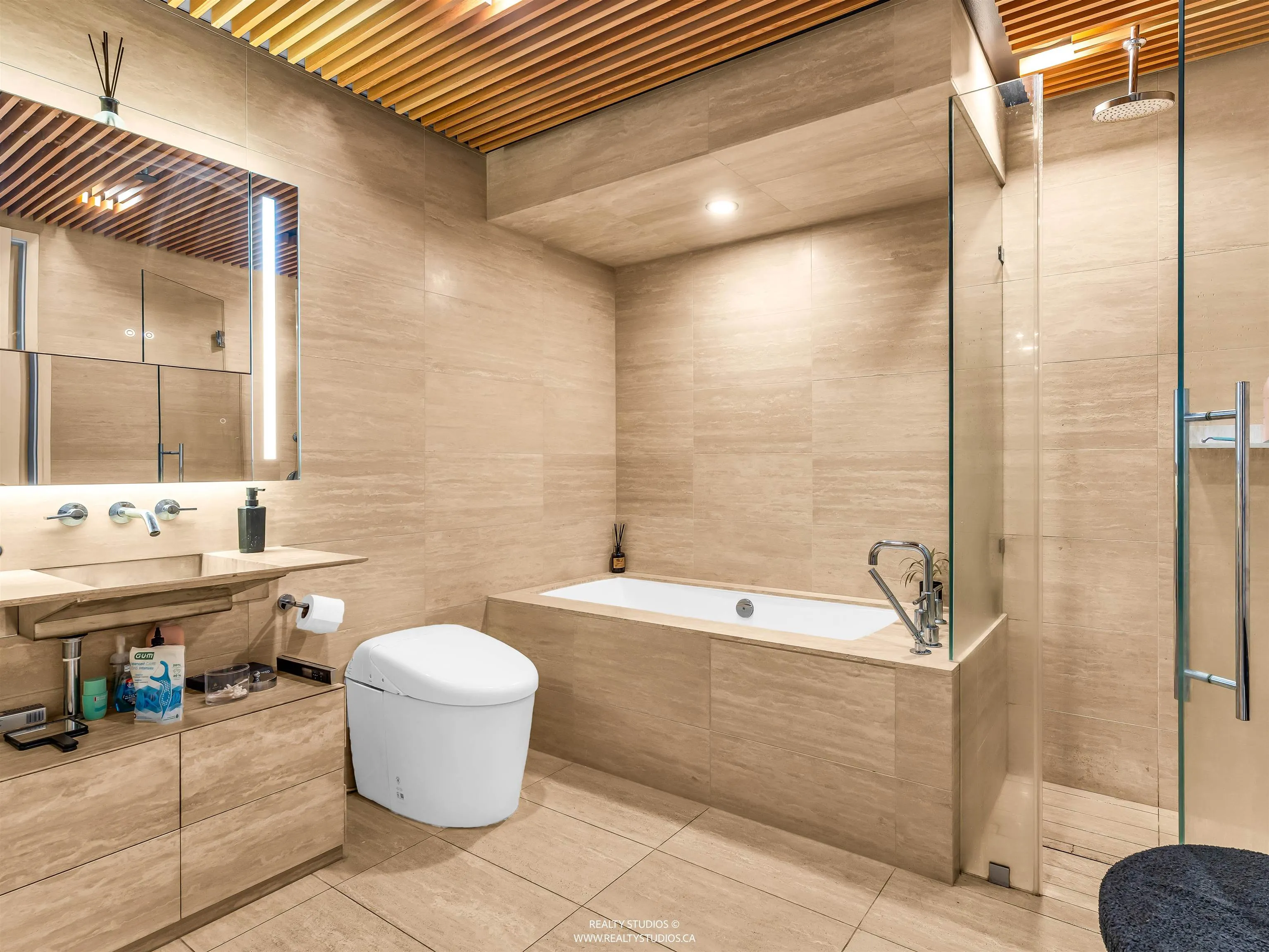 1568 Alberni Street #303