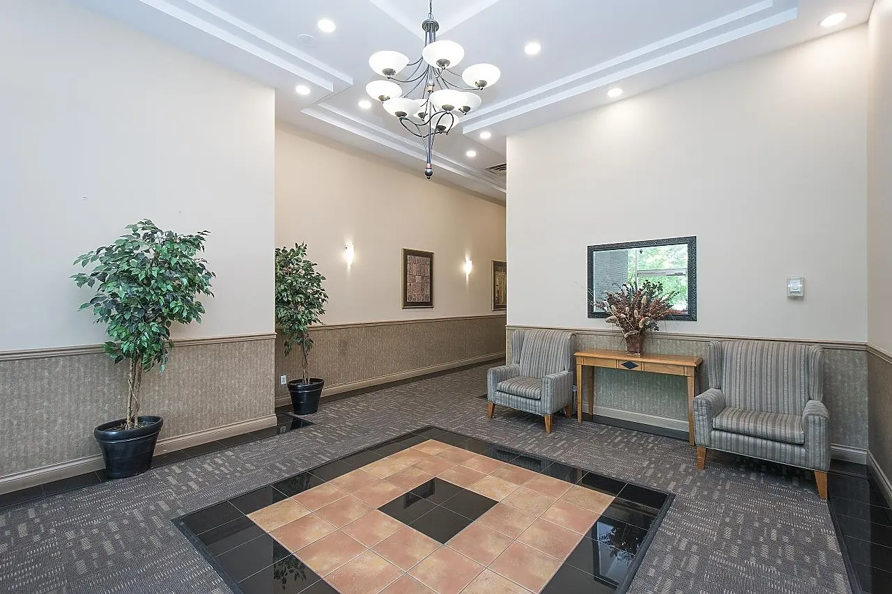 5848 Olive Avenue #605