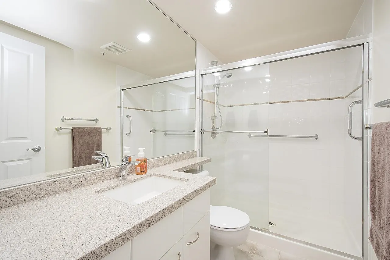 5848 Olive Avenue #605