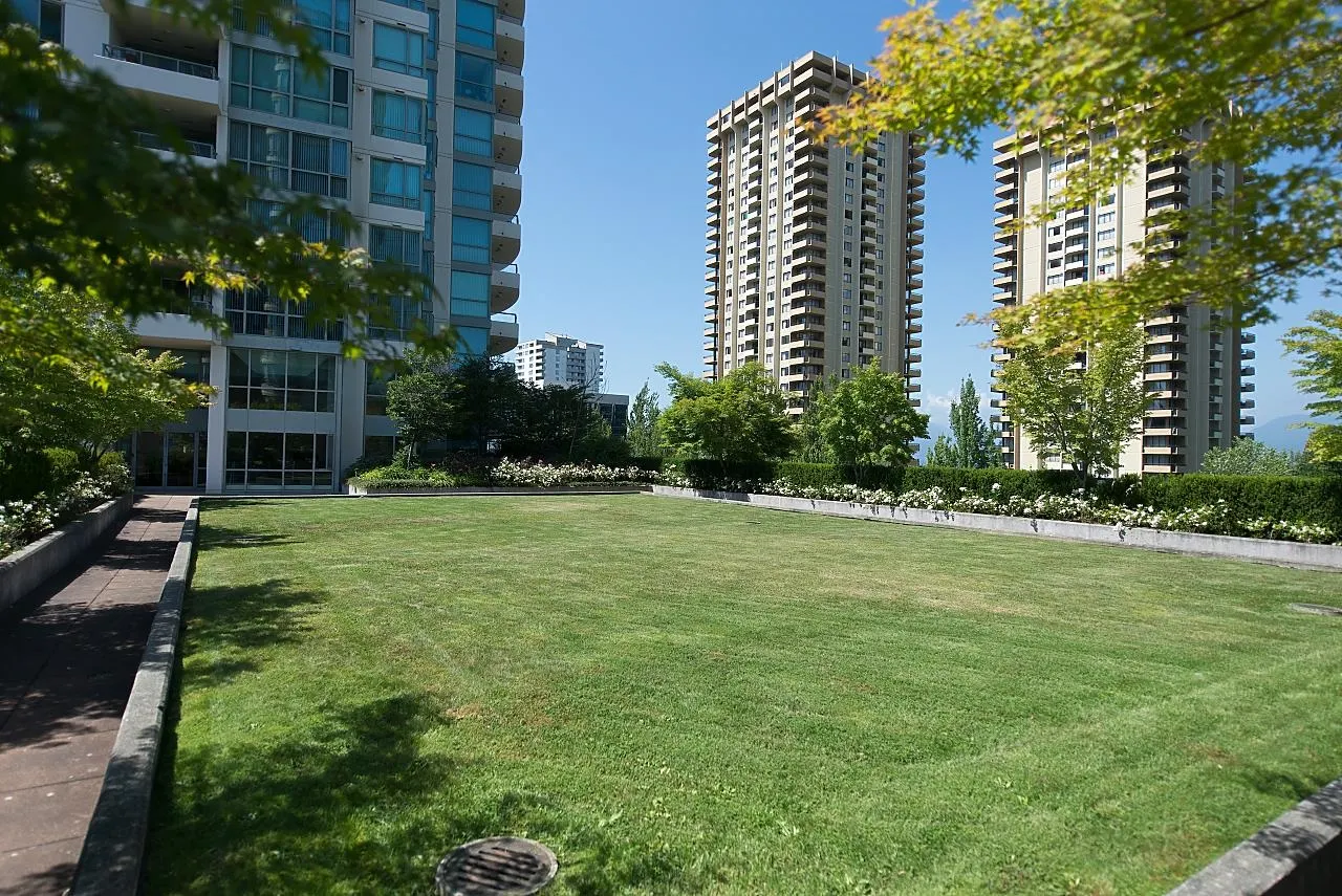 5848 Olive Avenue #605