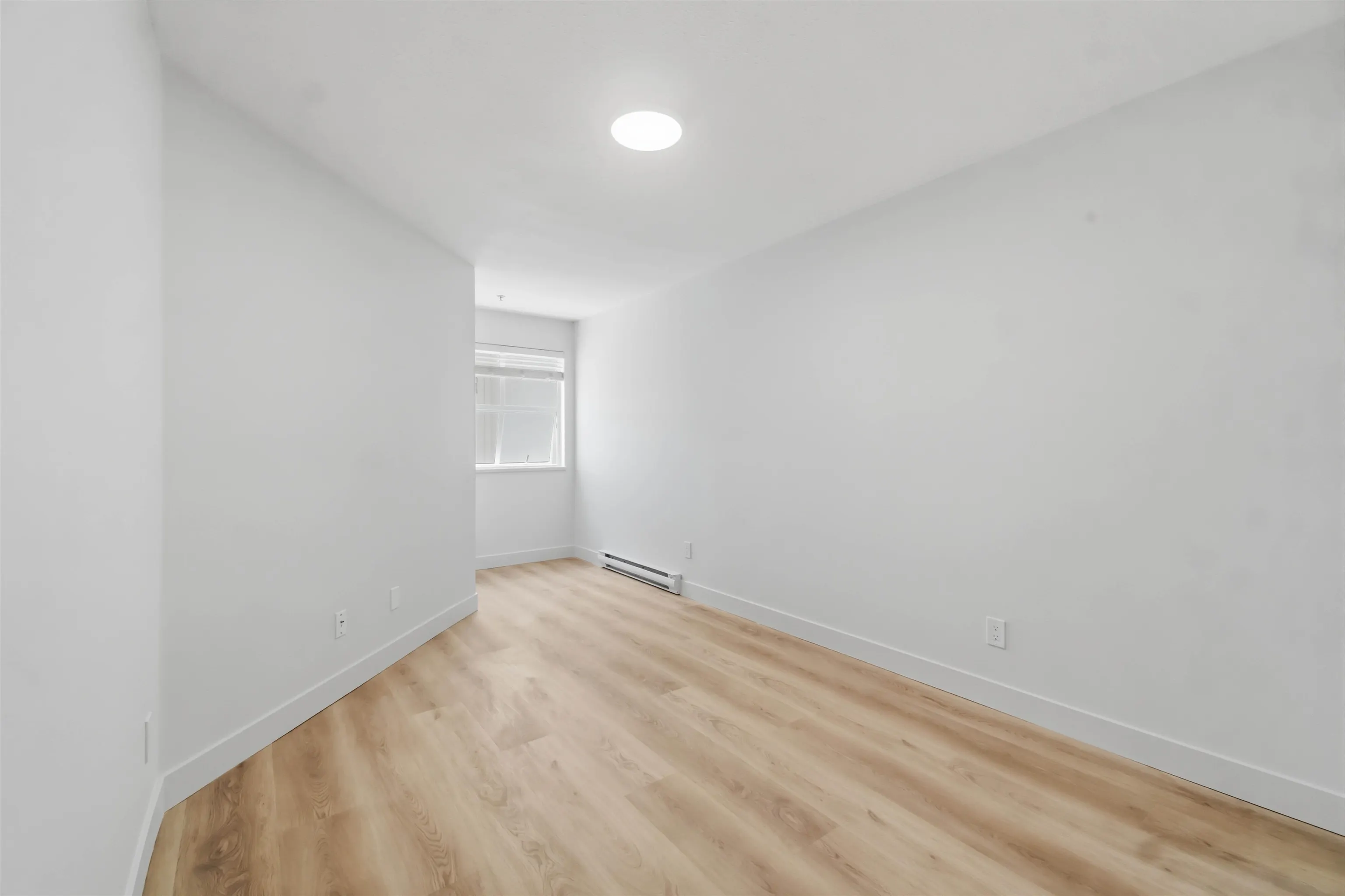 2928 Commercial Drive #306