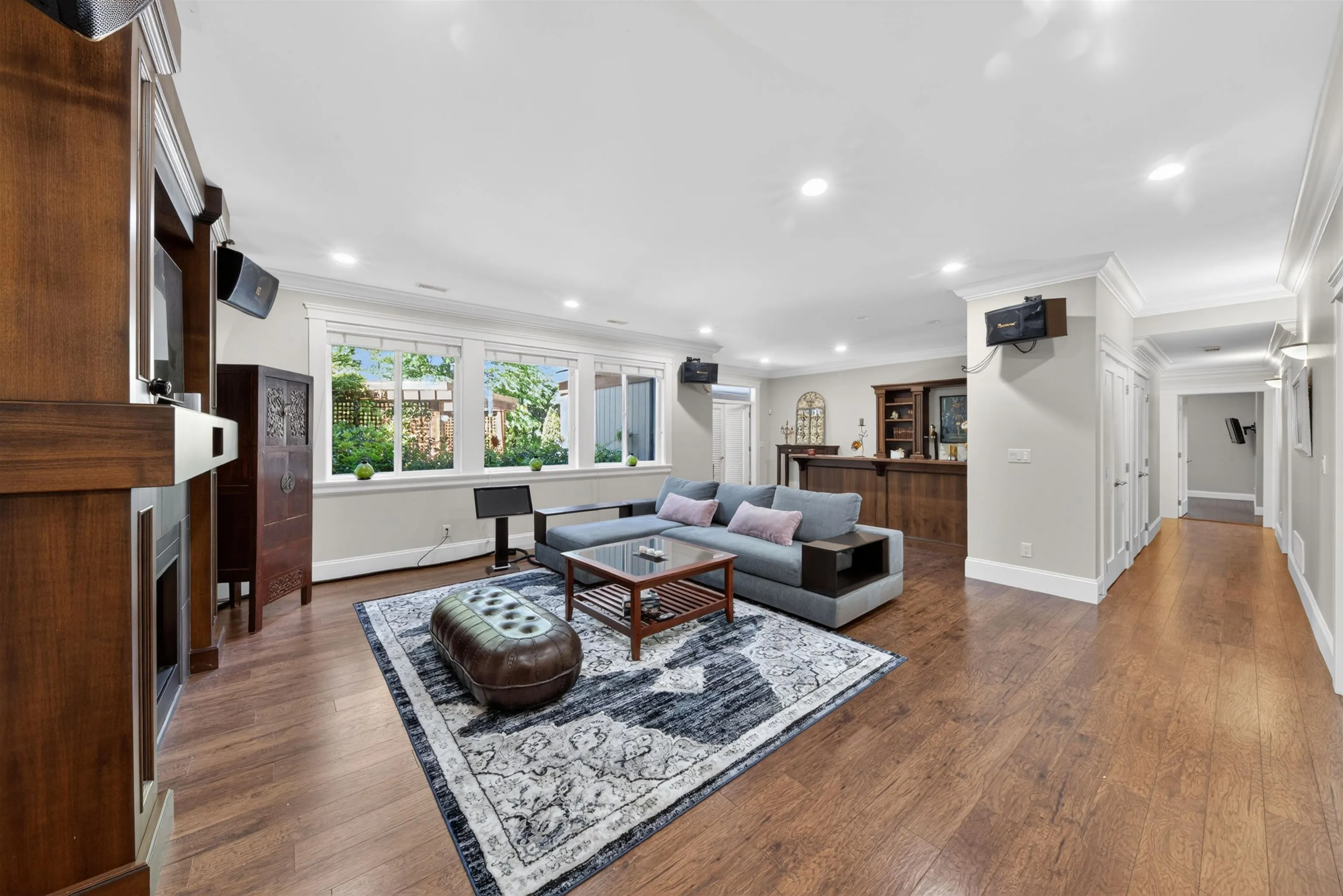 14057 28 Avenue