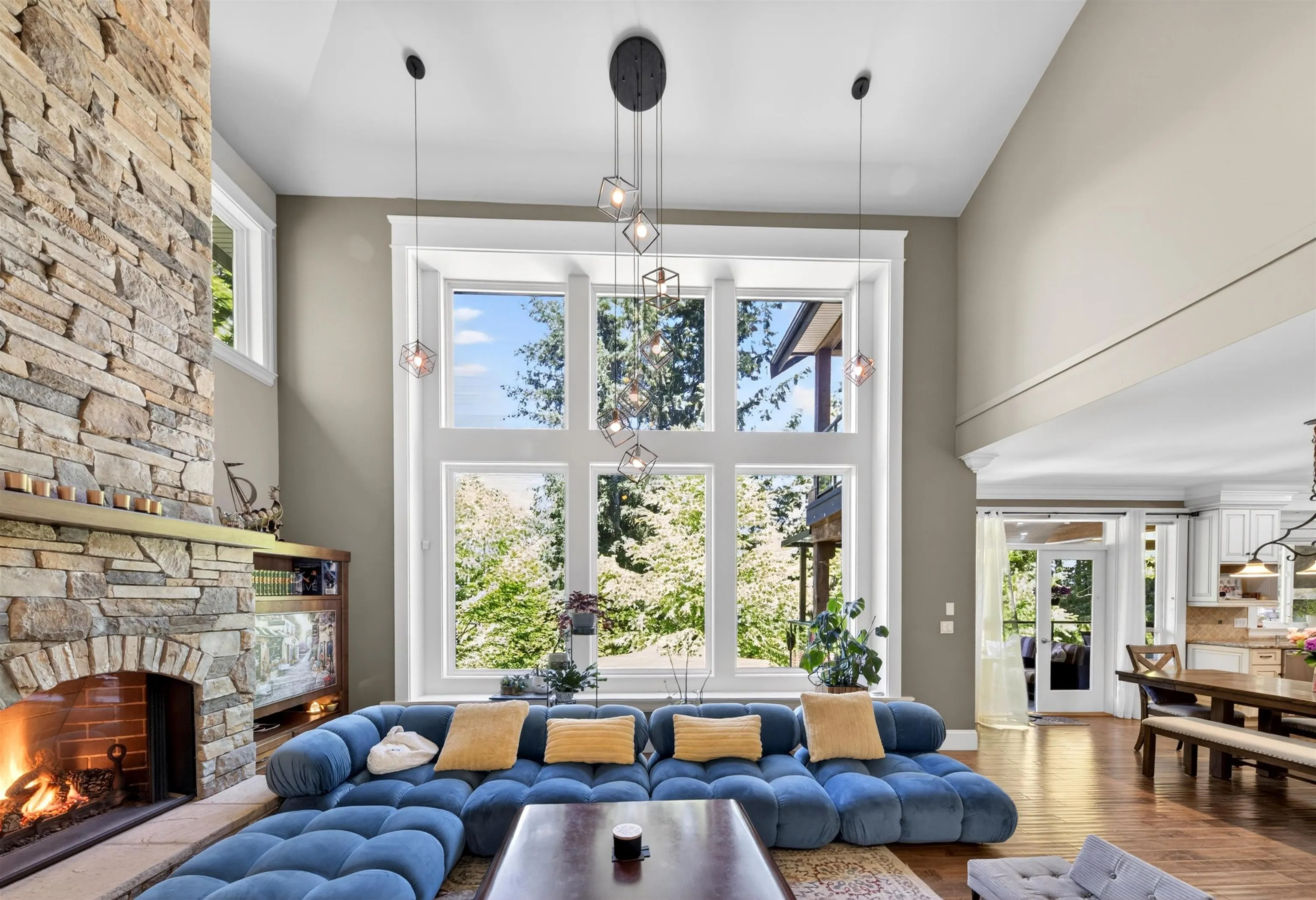14057 28 Avenue