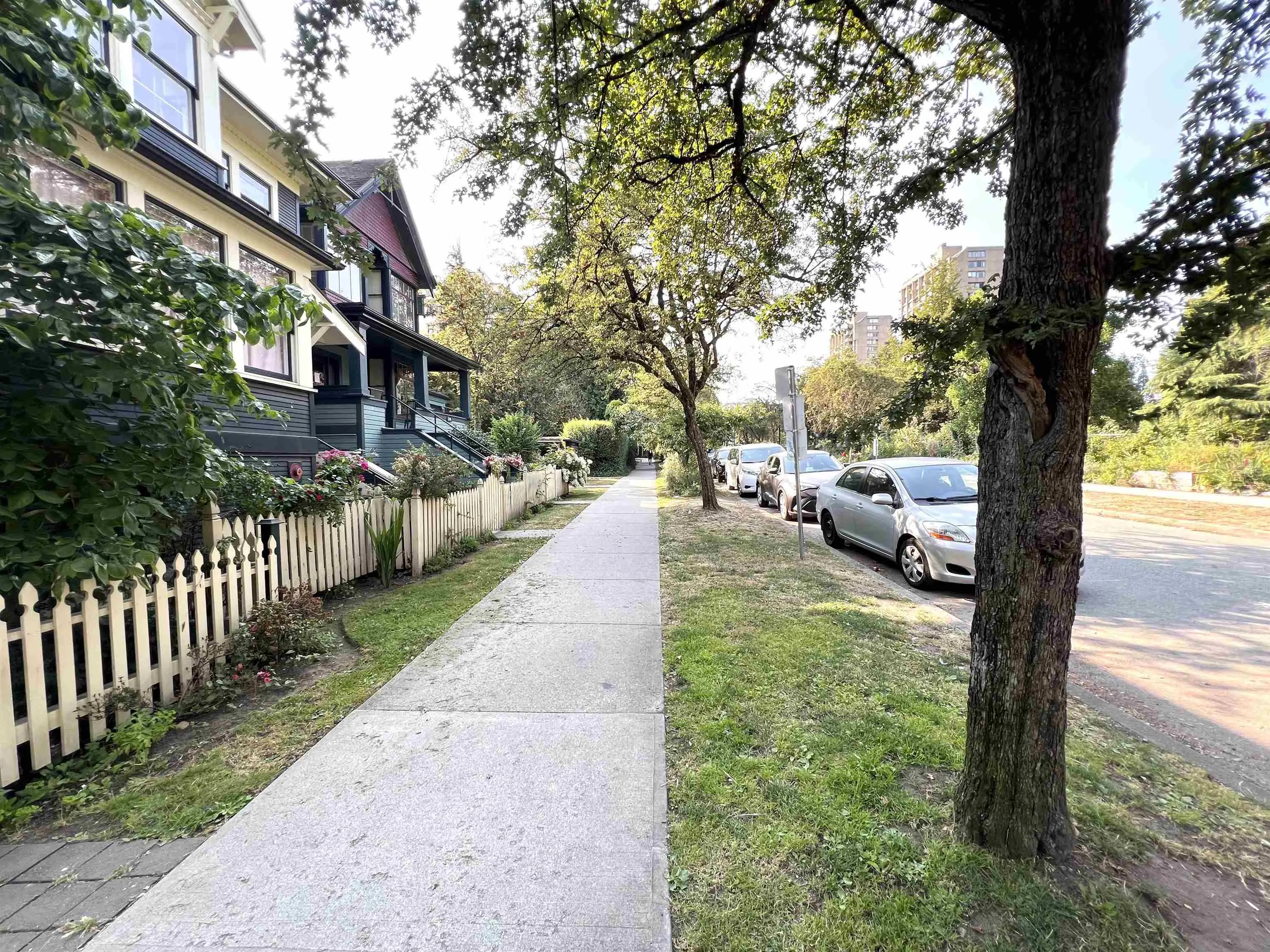 1150 Comox Street #3