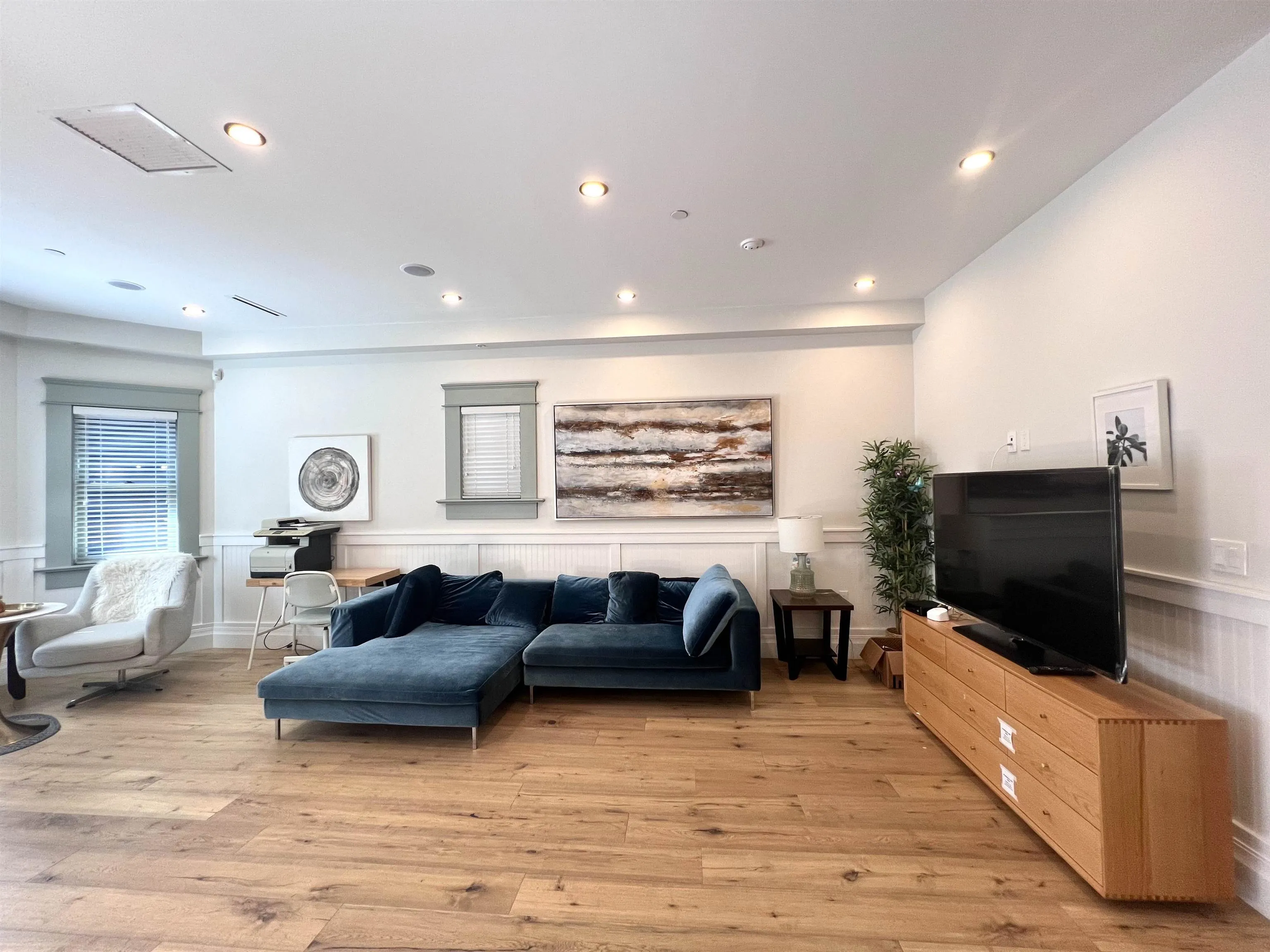1150 Comox Street #3
