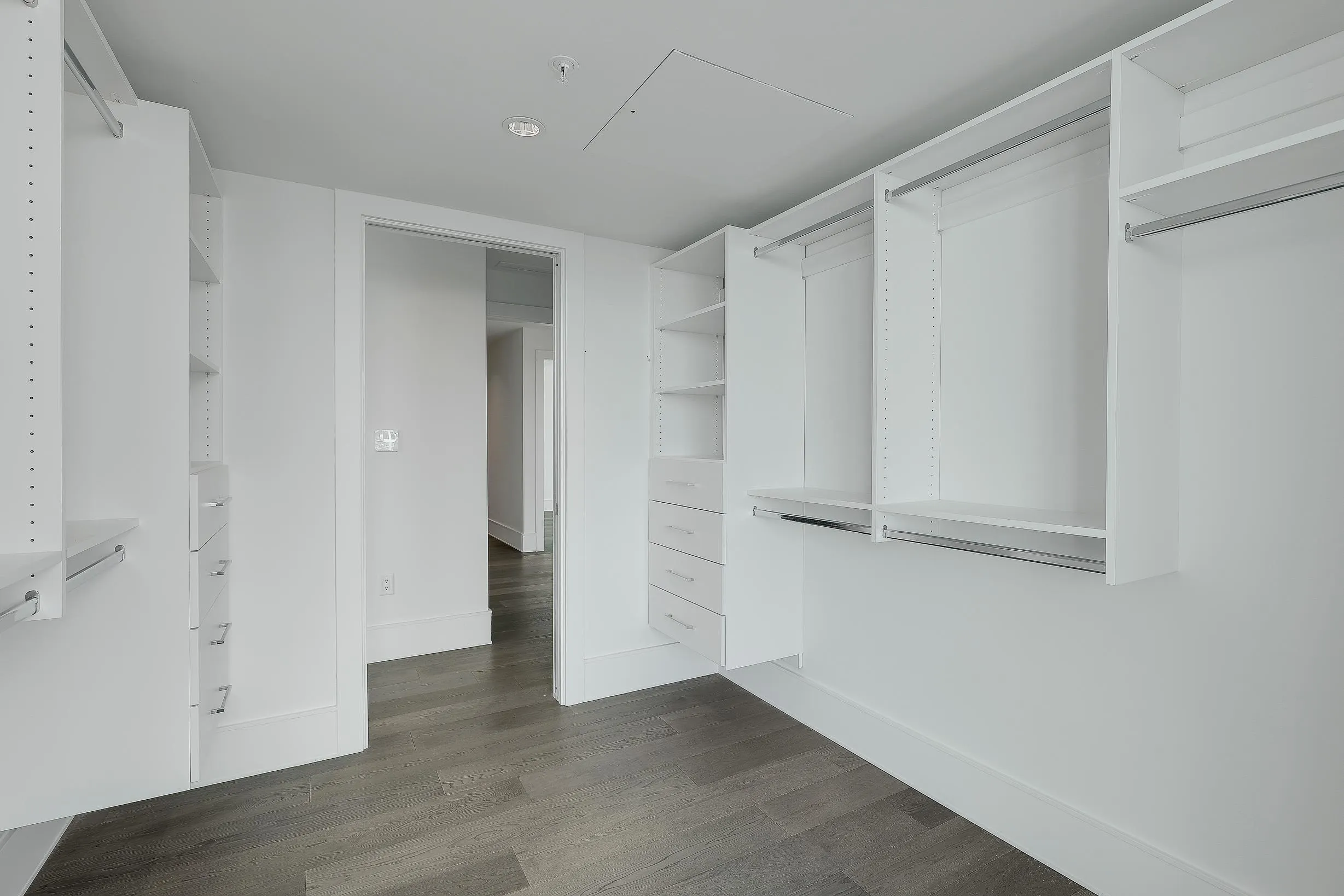 1501 Foster Street #1401