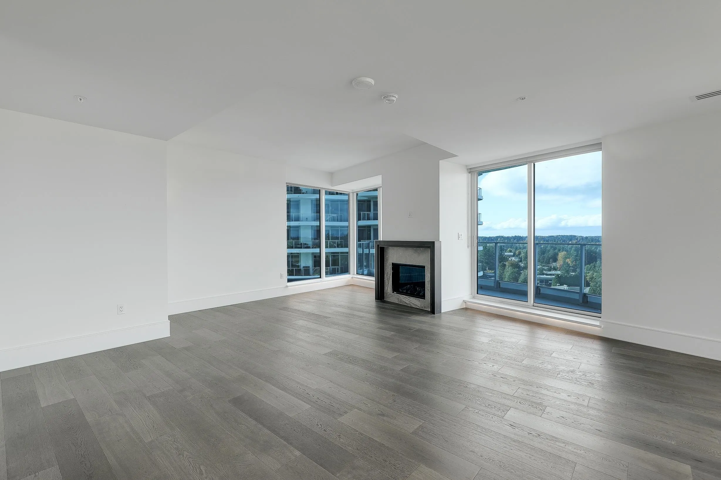 1501 Foster Street #1401