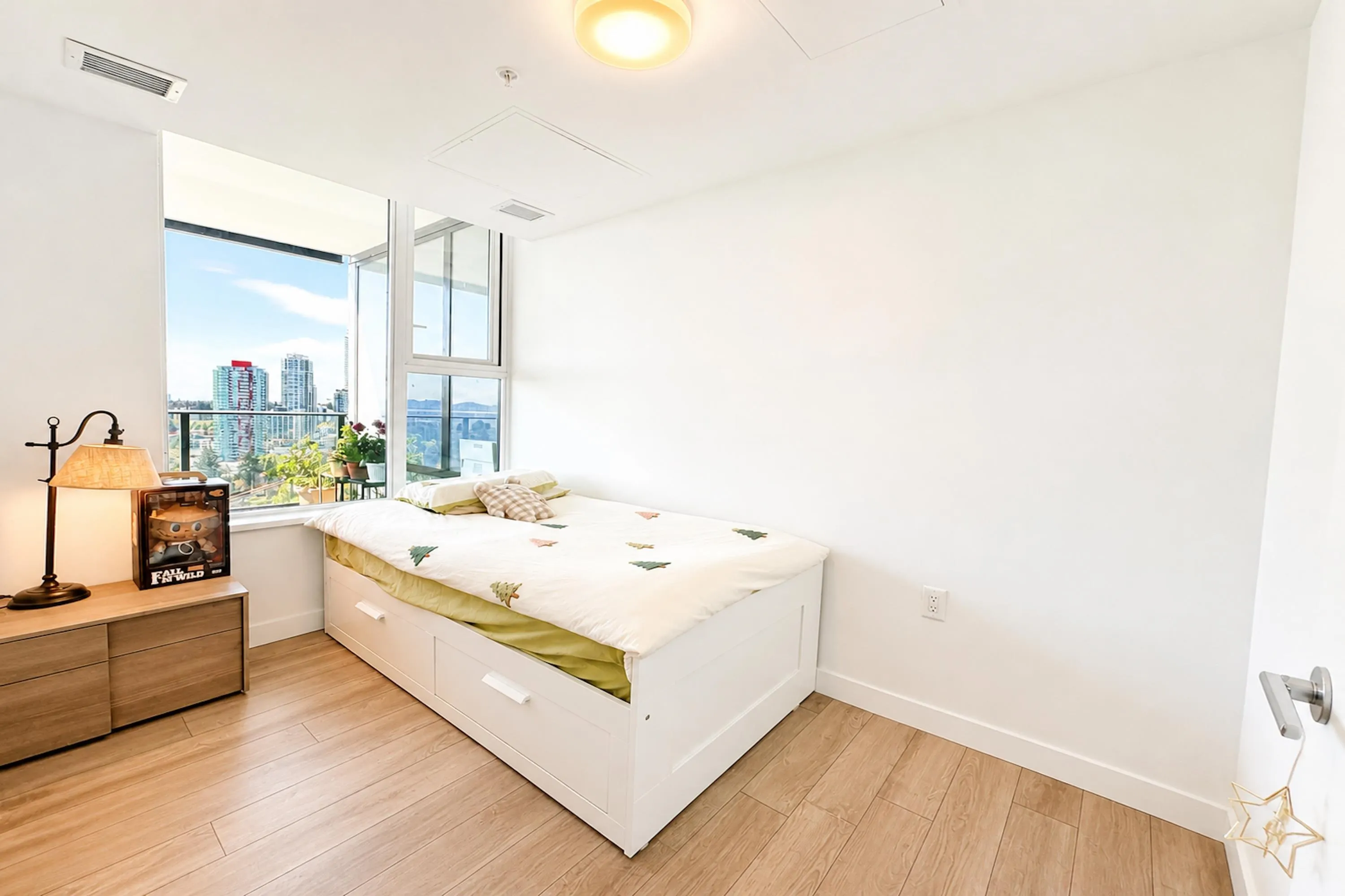 6699 Dunblane Avenue #2101