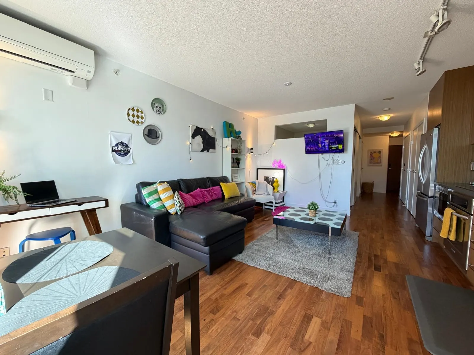 250 E 6th Avenue #473