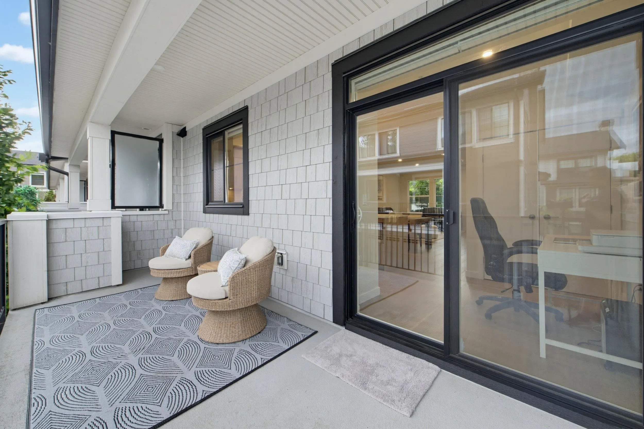 9122 King Street #36